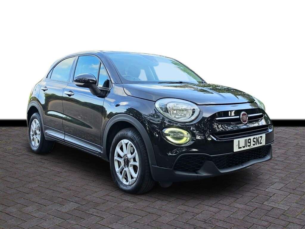A 2019 FIAT 500X 1.0 FireFly Turbo Urban SUV 5dr Petrol Manual Euro 6 (s/s) (120 bhp) 6 mont A 2019 FIAT 500X 1.0 FireFly Turbo Urban SUV 5dr Petrol Manual Euro 6 (s/s) (120 bhp) 6 mont