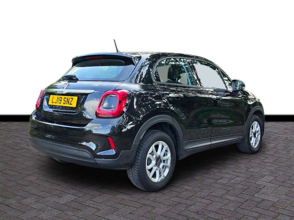A 2019 FIAT 500X 1.0 FireFly Turbo Urban SUV 5dr Petrol Manual Euro 6 (s/s) (120 bhp) 6 mont A 2019 FIAT 500X 1.0 FireFly Turbo Urban SUV 5dr Petrol Manual Euro 6 (s/s) (120 bhp) 6 mont