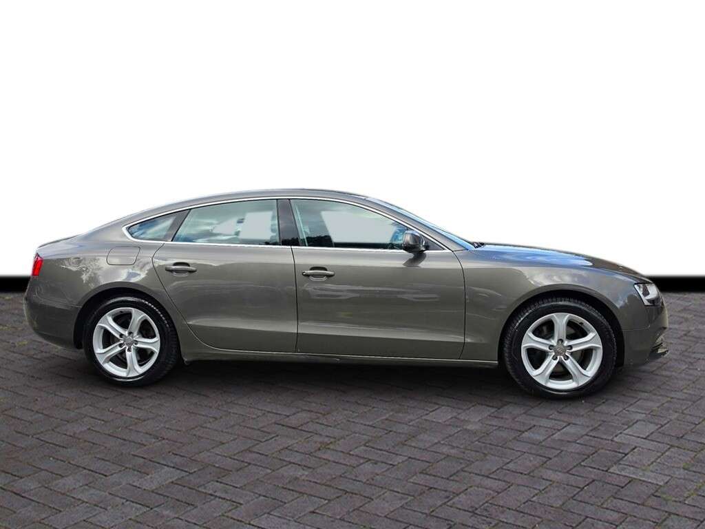 A 2014 AUDI A5 2.0 TDIe Sportback 5dr Diesel Manual Euro 5 (s/s) (136 ps) 6 months warrant A 2014 AUDI A5 2.0 TDIe Sportback 5dr Diesel Manual Euro 5 (s/s) (136 ps) 6 months warrant