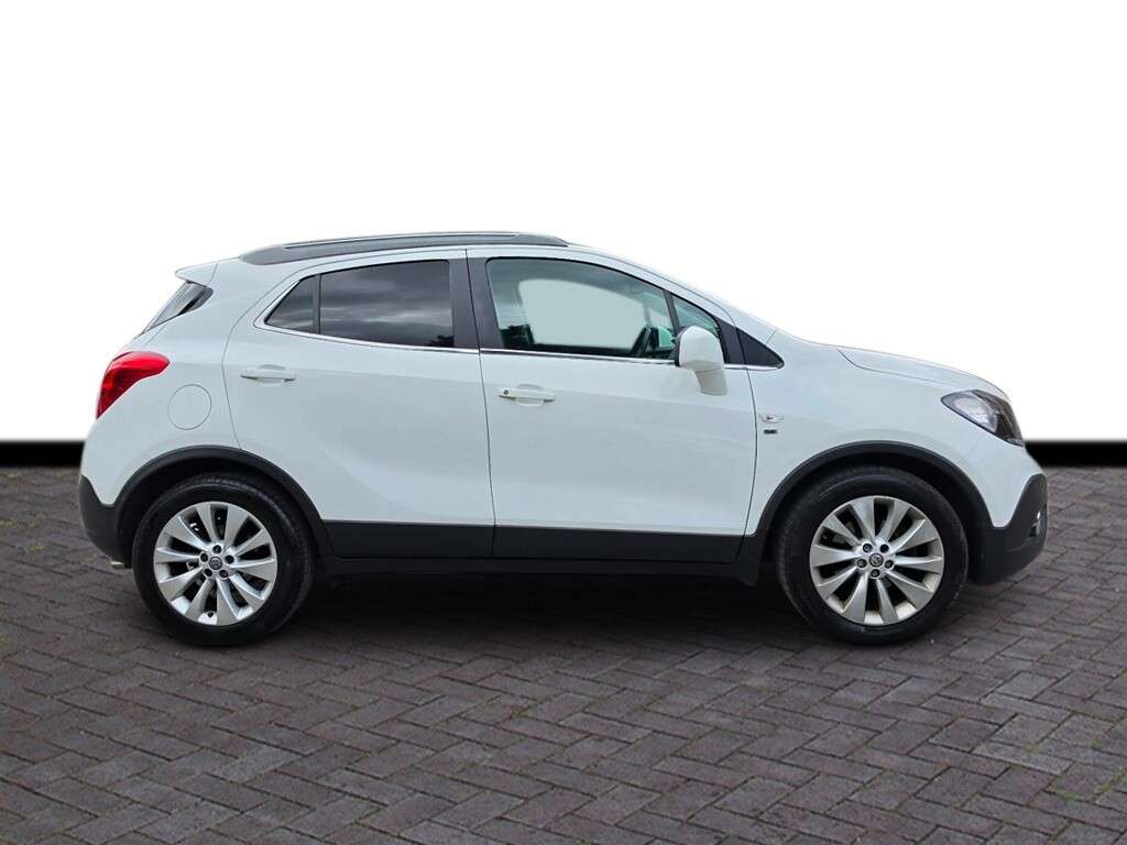 A 2015 VAUXHALL MOKKA 1.6 CDTi SE SUV 5dr Diesel Auto 2WD Euro 6 (136 ps) 6 months warranty, £100 A 2015 VAUXHALL MOKKA 1.6 CDTi SE SUV 5dr Diesel Auto 2WD Euro 6 (136 ps) 6 months warranty, £100