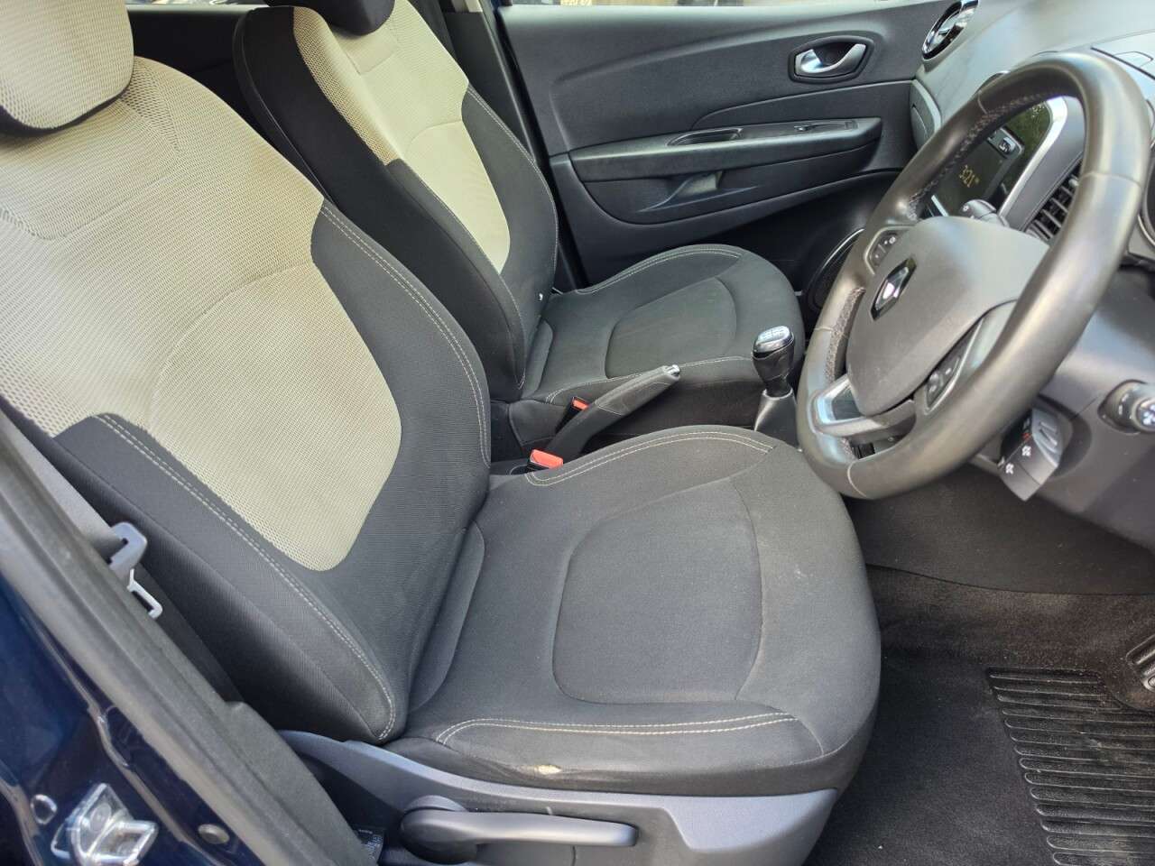 2019 RENAULT CAPTUR 2019 RENAULT CAPTUR