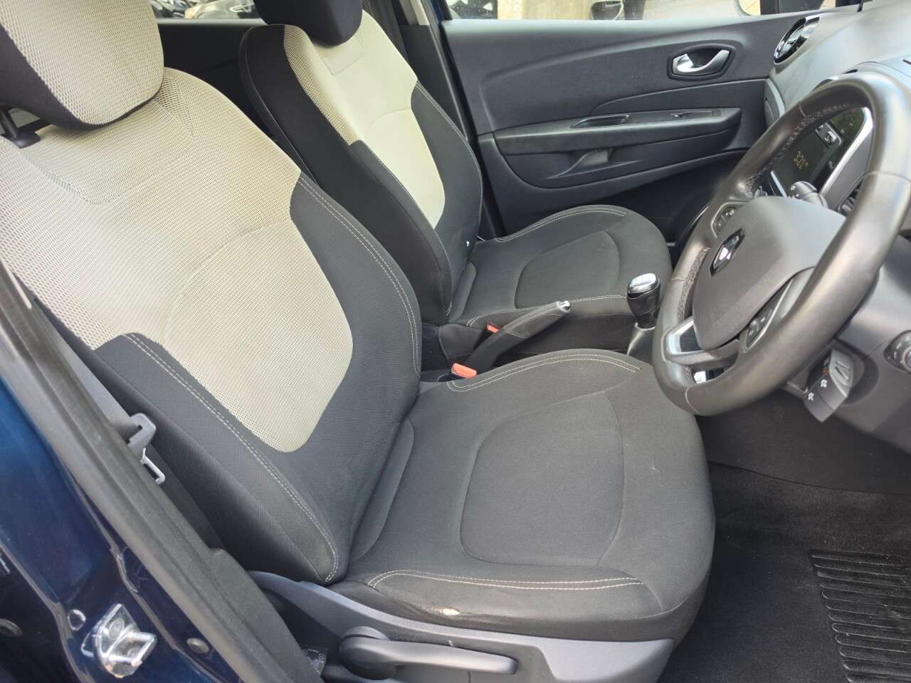 2019 RENAULT CAPTUR 2019 RENAULT CAPTUR