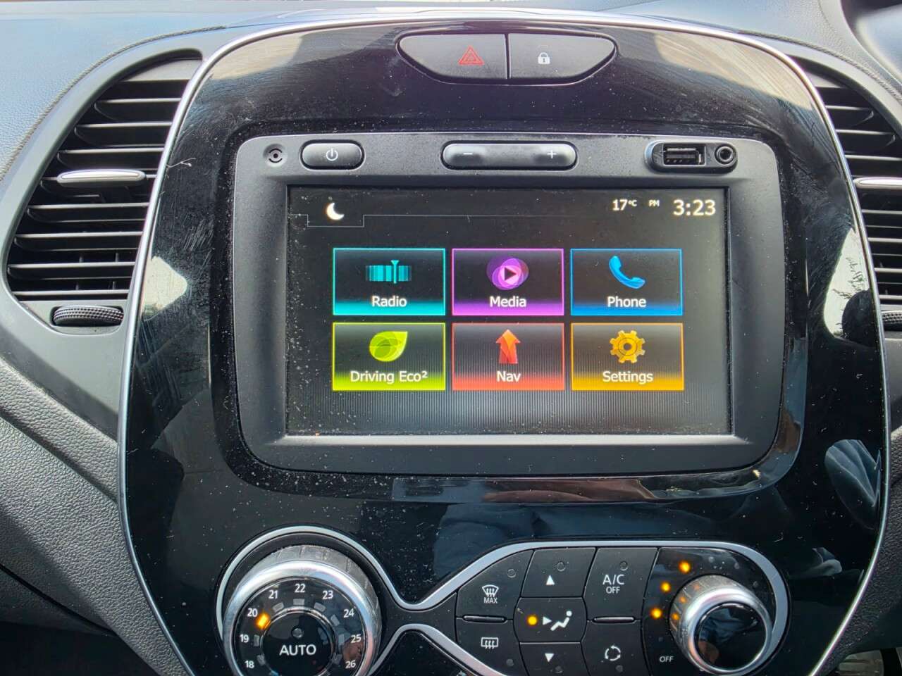 2019 RENAULT CAPTUR 2019 RENAULT CAPTUR