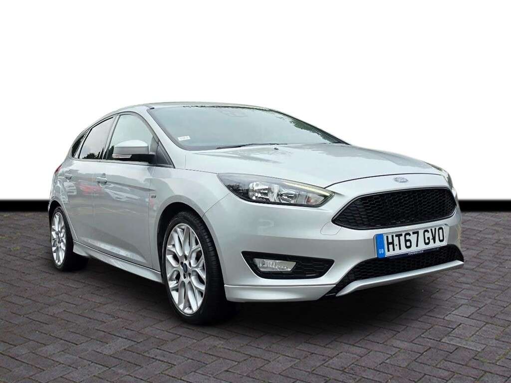 A 2018 FORD FOCUS 1.5T EcoBoost ST-Line Hatchback 5dr Petrol Manual Euro 6 (s/s) (150 ps) 6 m A 2018 FORD FOCUS 1.5T EcoBoost ST-Line Hatchback 5dr Petrol Manual Euro 6 (s/s) (150 ps) 6 m