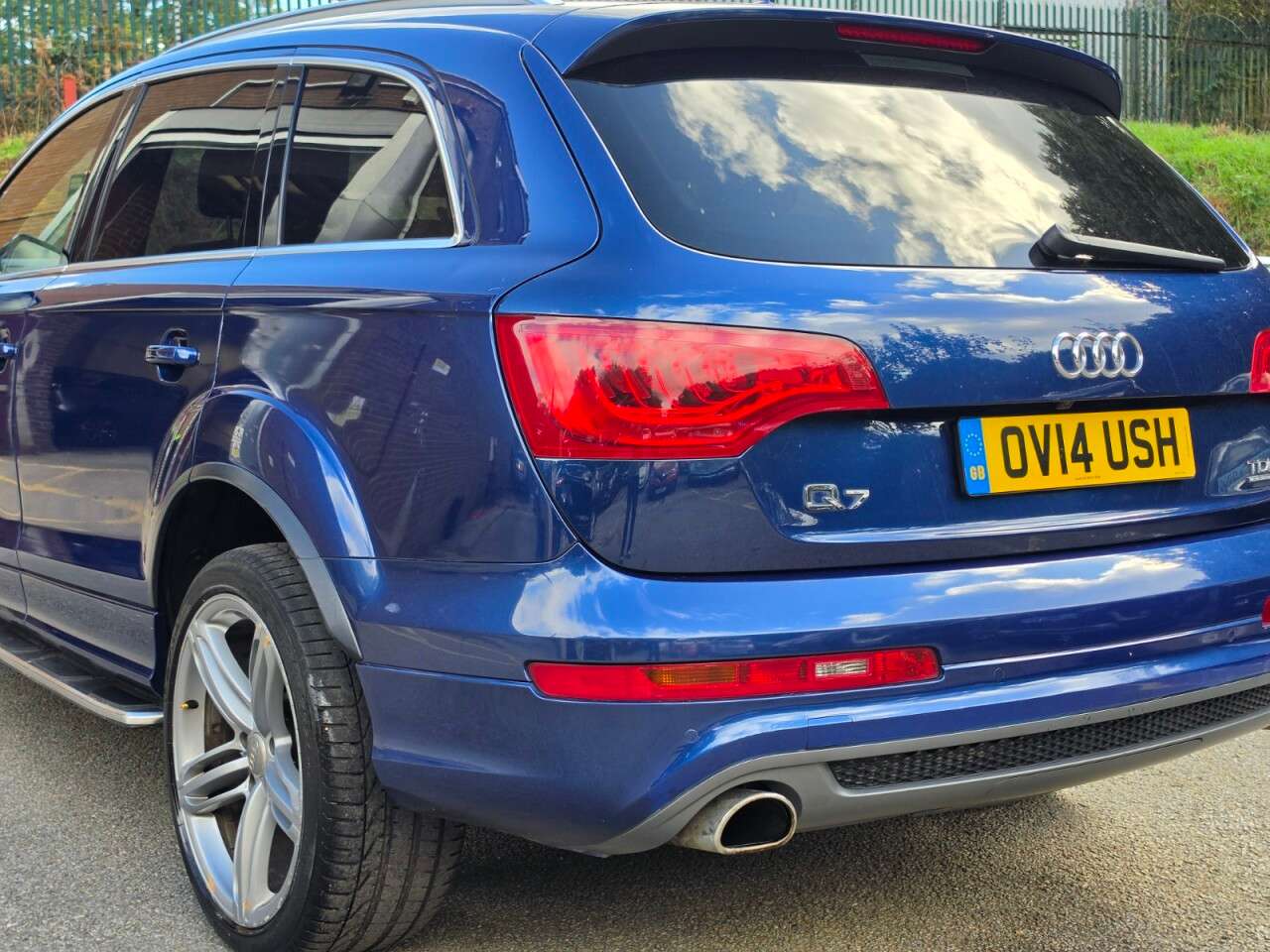 2014 AUDI Q7 2014 AUDI Q7