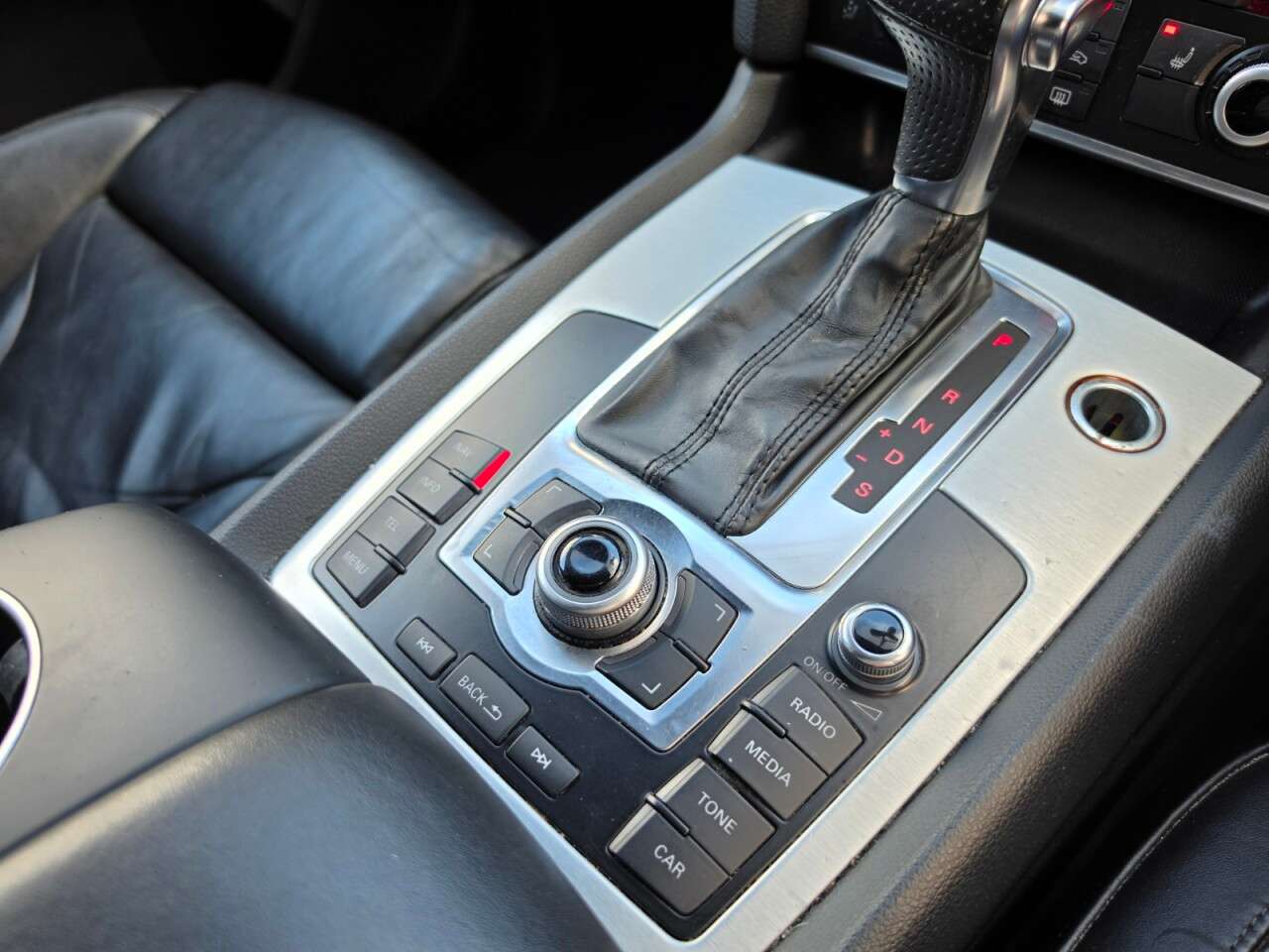 2014 AUDI Q7 2014 AUDI Q7