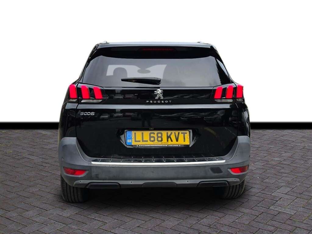 2019 PEUGEOT 5008 2019 PEUGEOT 5008