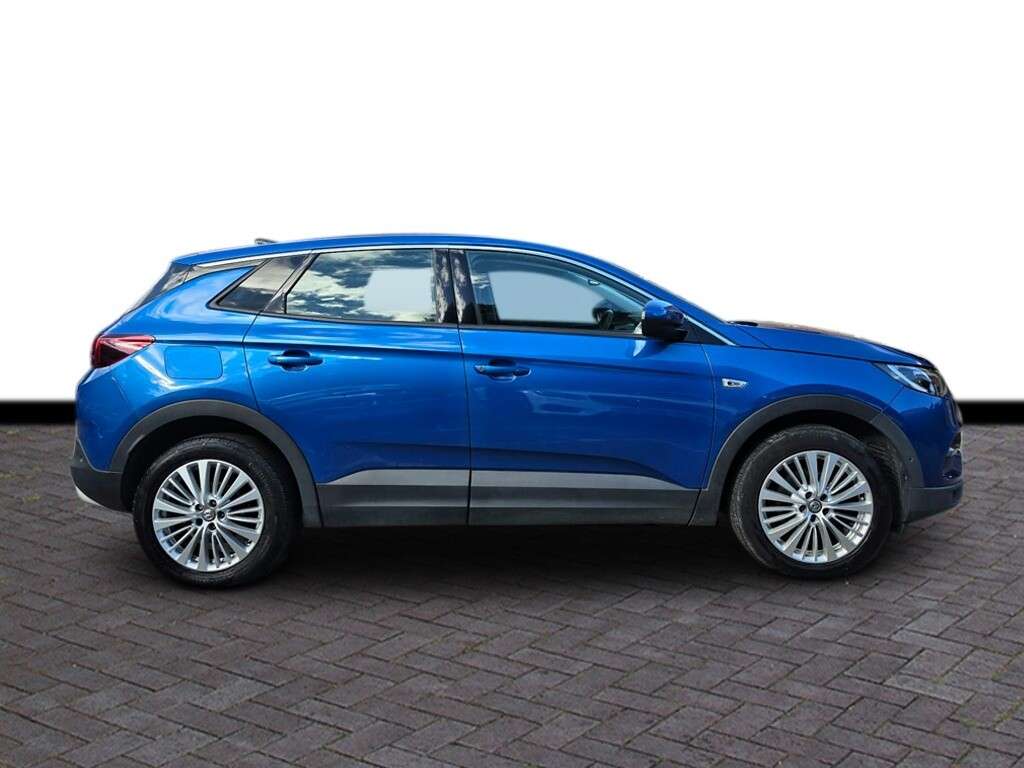 A 2019 VAUXHALL GRANDLAND X 1.5 Turbo D BlueInjection Tech Line Nav SUV 5dr Diesel Manual Euro 6 (s/s) A 2019 VAUXHALL GRANDLAND X 1.5 Turbo D BlueInjection Tech Line Nav SUV 5dr Diesel Manual Euro 6 (s/s)
