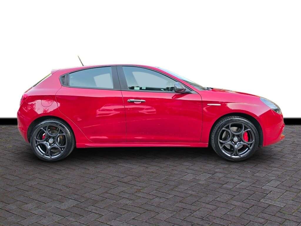 A 2017 ALFA ROMEO GIULIETTA 1.4 TB MultiAir Speciale Hatchback 5dr Petrol Manual Euro 6 (s/s) (150 bhp) A 2017 ALFA ROMEO GIULIETTA 1.4 TB MultiAir Speciale Hatchback 5dr Petrol Manual Euro 6 (s/s) (150 bhp)