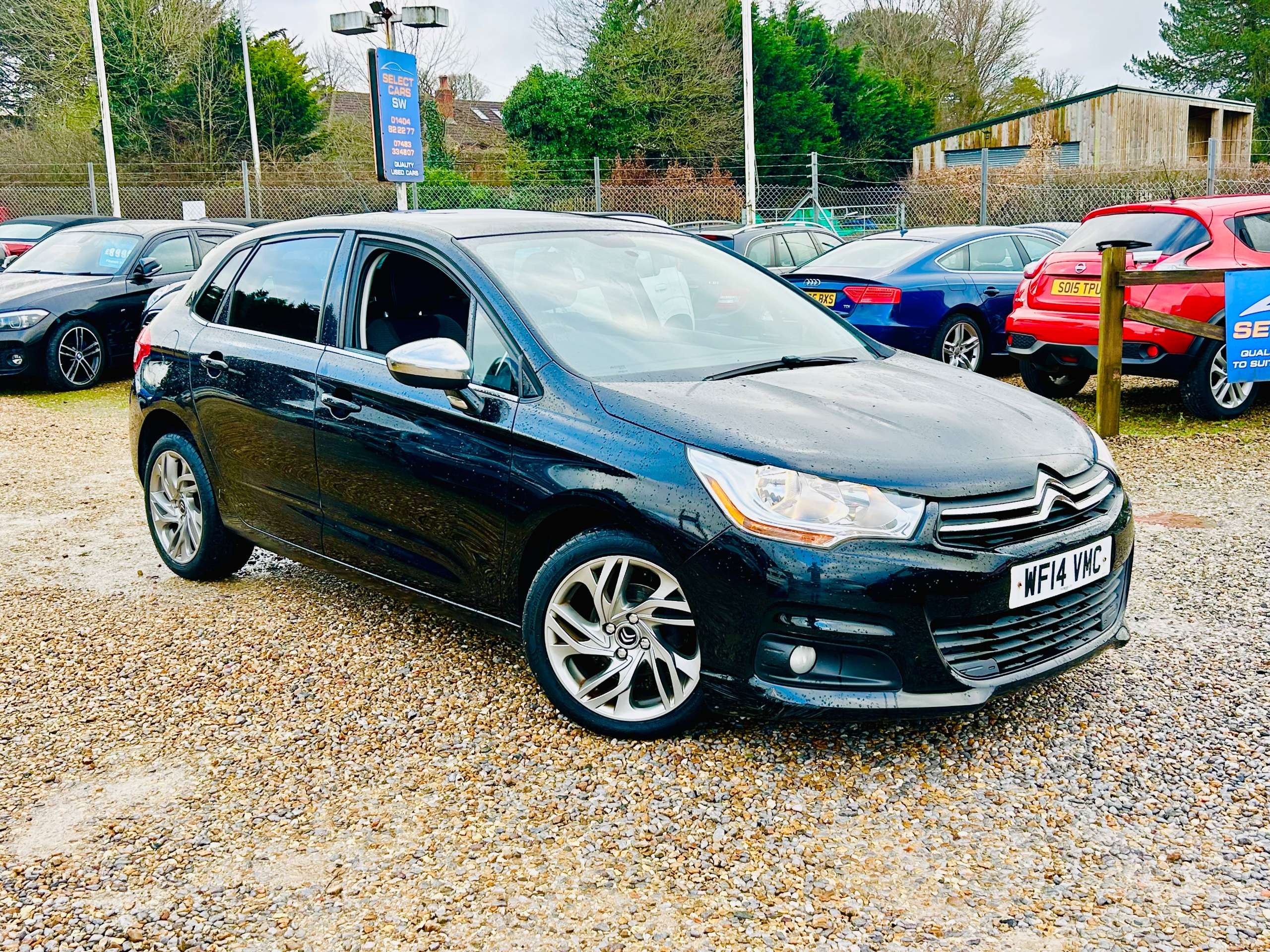 A 2014 CITROEN C4 1.6 HDi 16V Selection Hatchback 5dr Diesel Manual Euro 5 (90 ps) A 2014 CITROEN C4 1.6 HDi 16V Selection Hatchback 5dr Diesel Manual Euro 5 (90 ps)