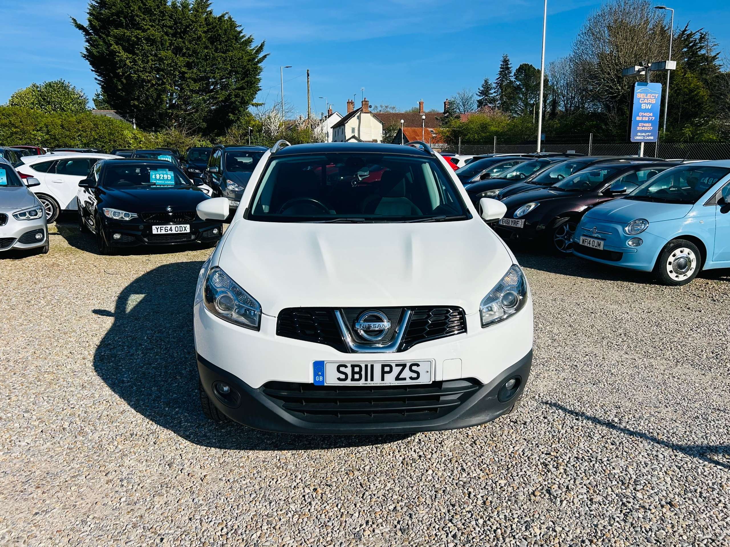 A 2011 NISSAN QASHQAI 1.5 dCi n-tec SUV 5dr Diesel Manual 2WD Euro 5 (110 ps) A 2011 NISSAN QASHQAI 1.5 dCi n-tec SUV 5dr Diesel Manual 2WD Euro 5 (110 ps)