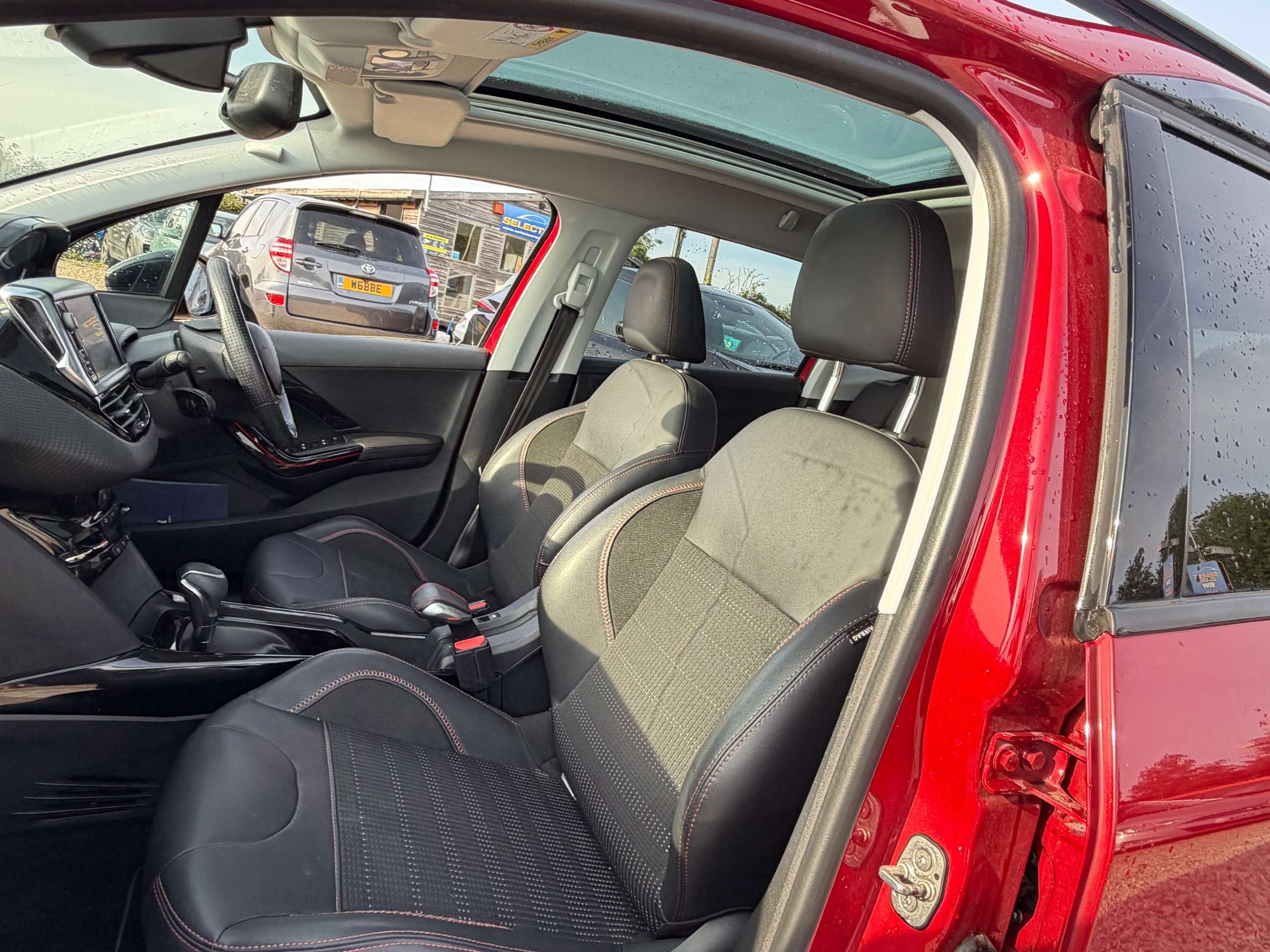 2019 PEUGEOT 2008 2019 PEUGEOT 2008