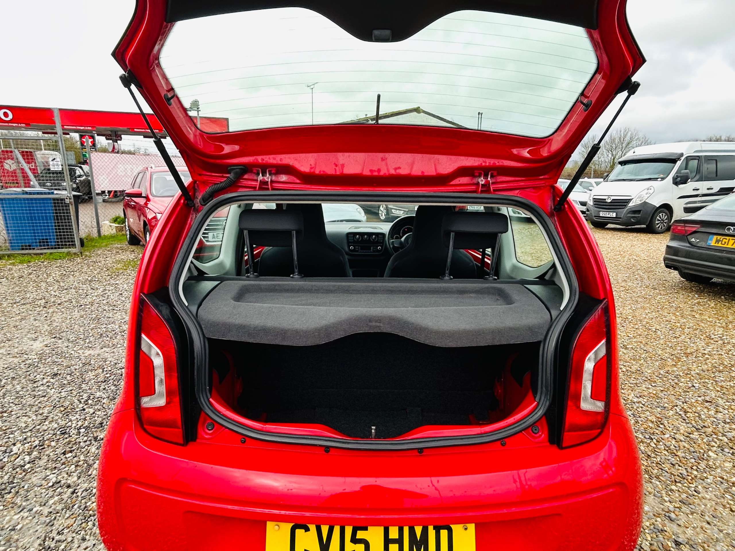 2015 VOLKSWAGEN UP! 2015 VOLKSWAGEN UP!