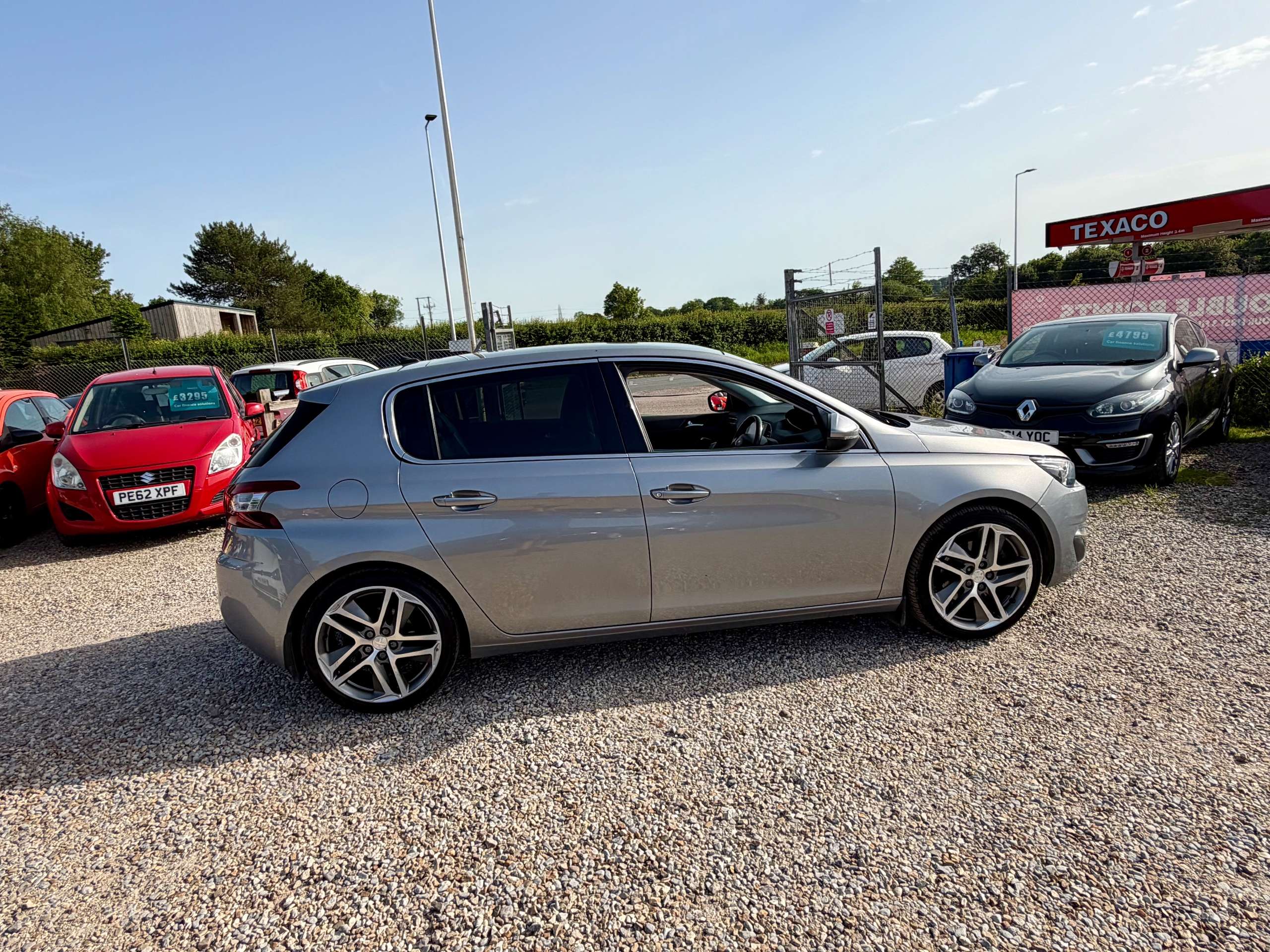 2014 PEUGEOT 308 2014 PEUGEOT 308