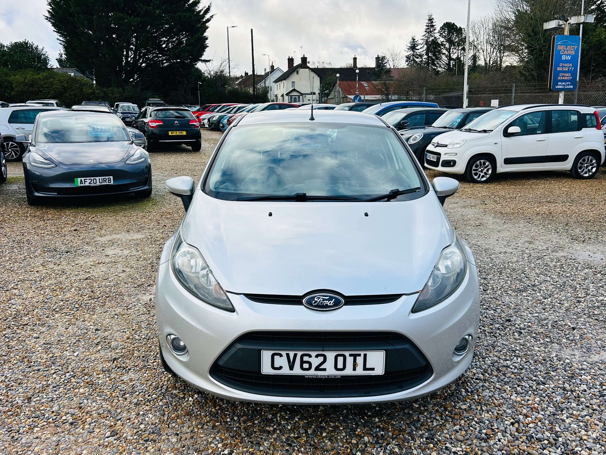 A 2012 FORD FIESTA 1.25 Edge Hatchback 5dr Petrol Manual (124 g/km, 59 bhp) A 2012 FORD FIESTA 1.25 Edge Hatchback 5dr Petrol Manual (124 g/km, 59 bhp)