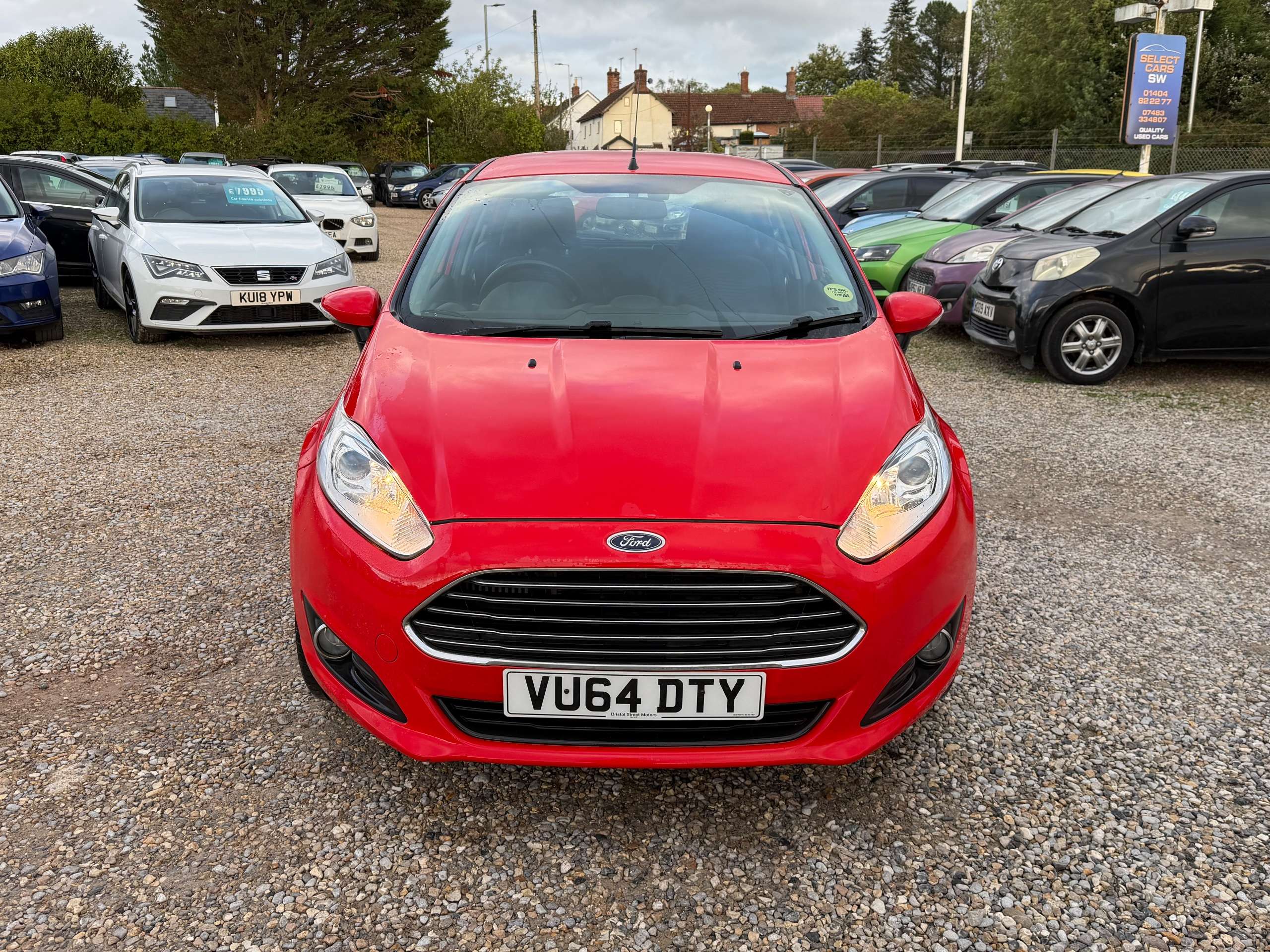 A 2014 FORD FIESTA 1.0T EcoBoost Zetec Hatchback 5dr Petrol Manual Euro 5 (s/s) (100 ps) A 2014 FORD FIESTA 1.0T EcoBoost Zetec Hatchback 5dr Petrol Manual Euro 5 (s/s) (100 ps)