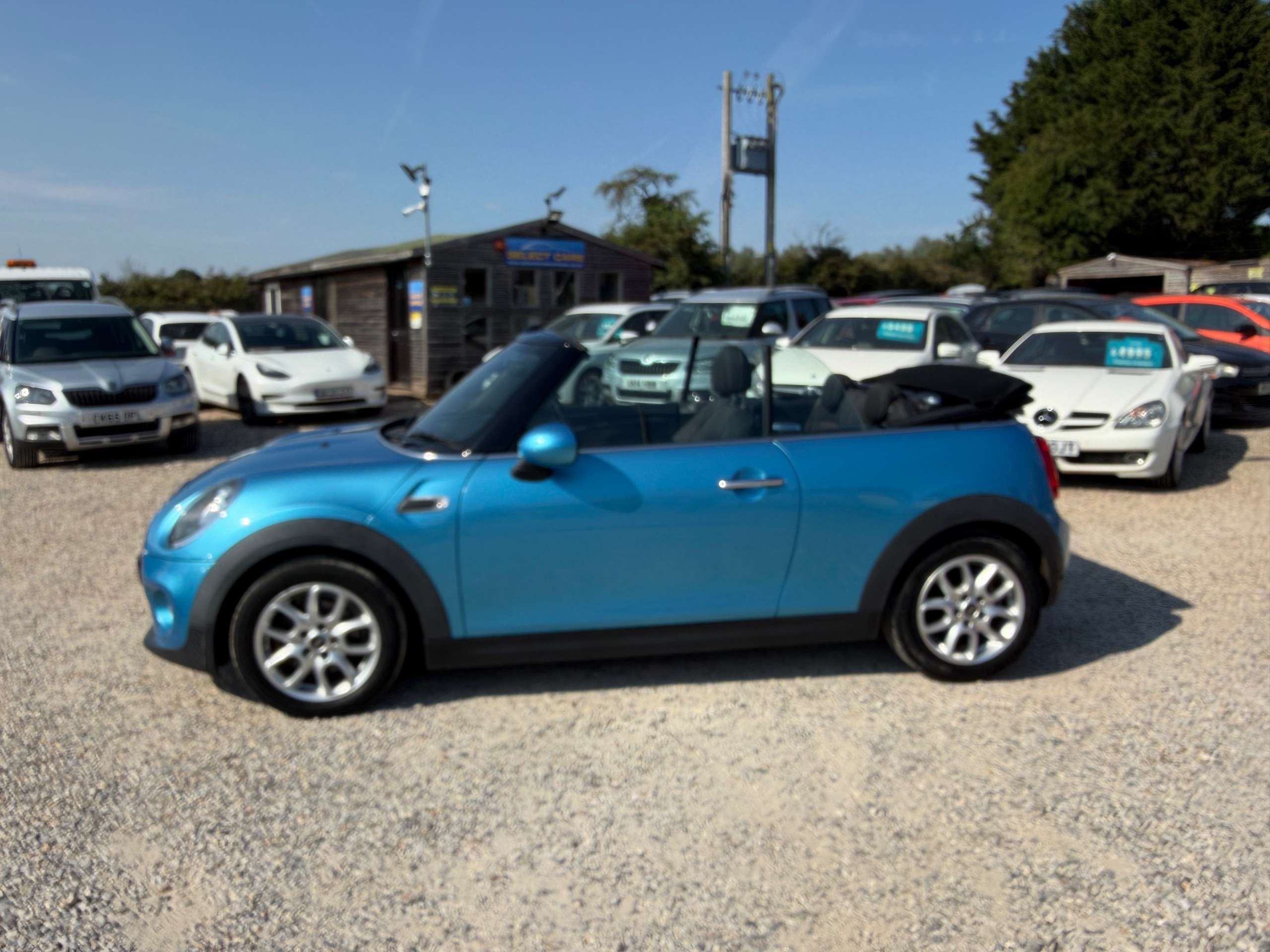 2017 MINI CONVERTIBLE 2017 MINI CONVERTIBLE