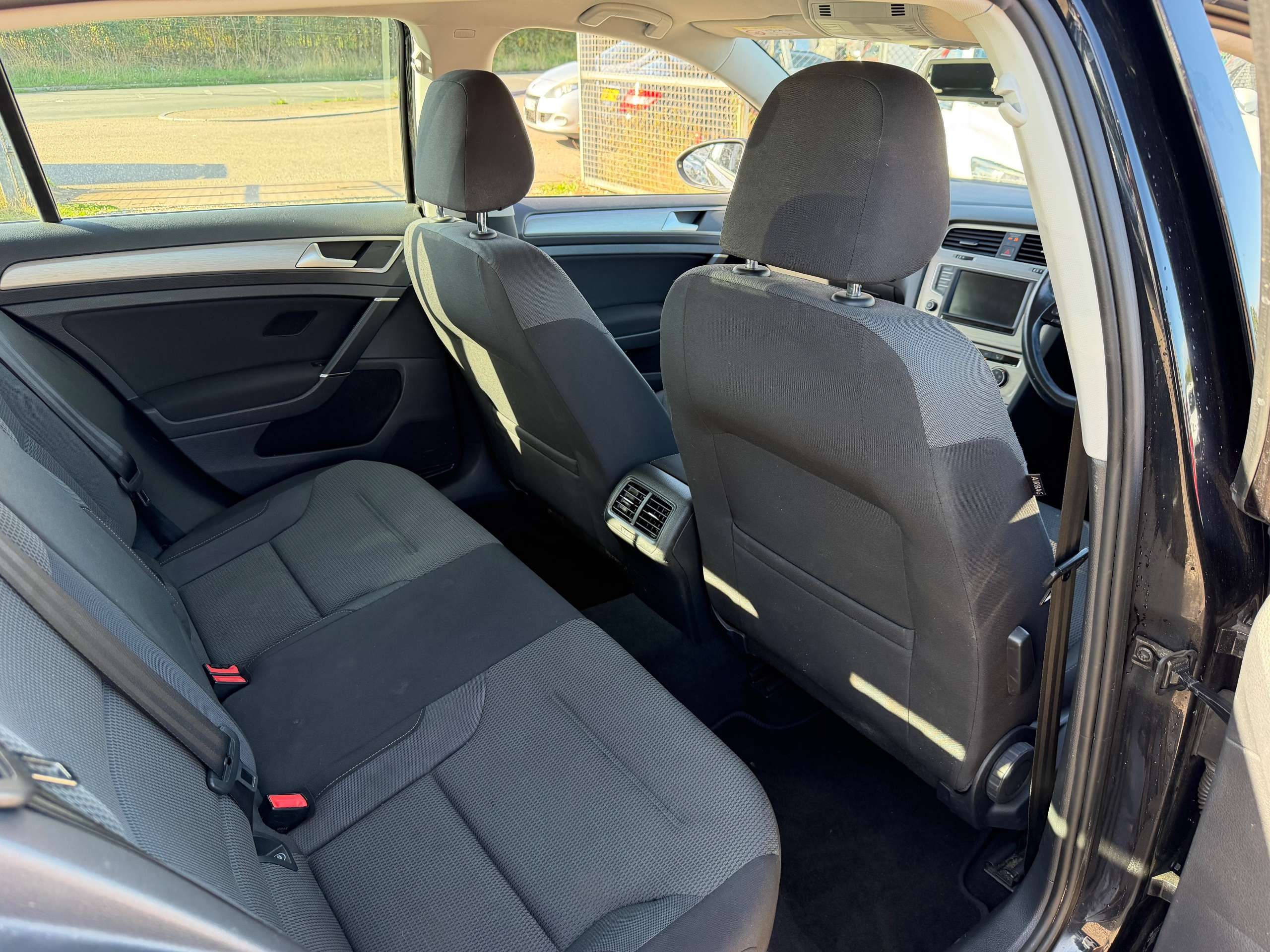 2016 VOLKSWAGEN GOLF 2016 VOLKSWAGEN GOLF
