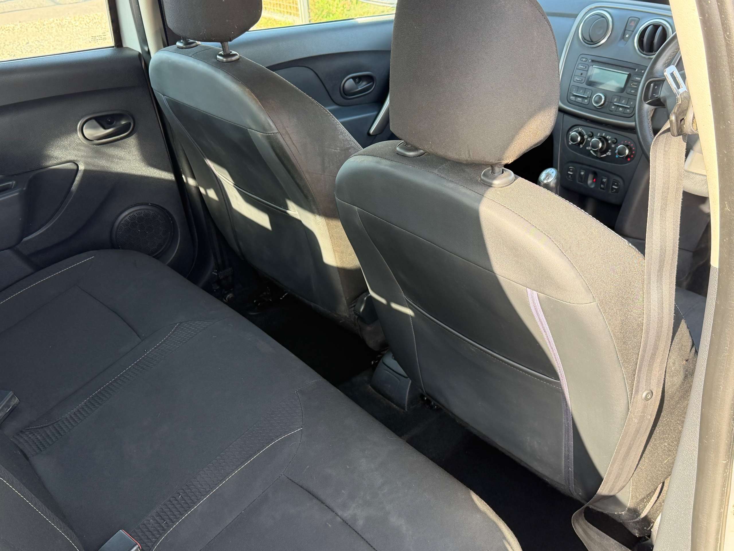 2015 DACIA SANDERO 2015 DACIA SANDERO