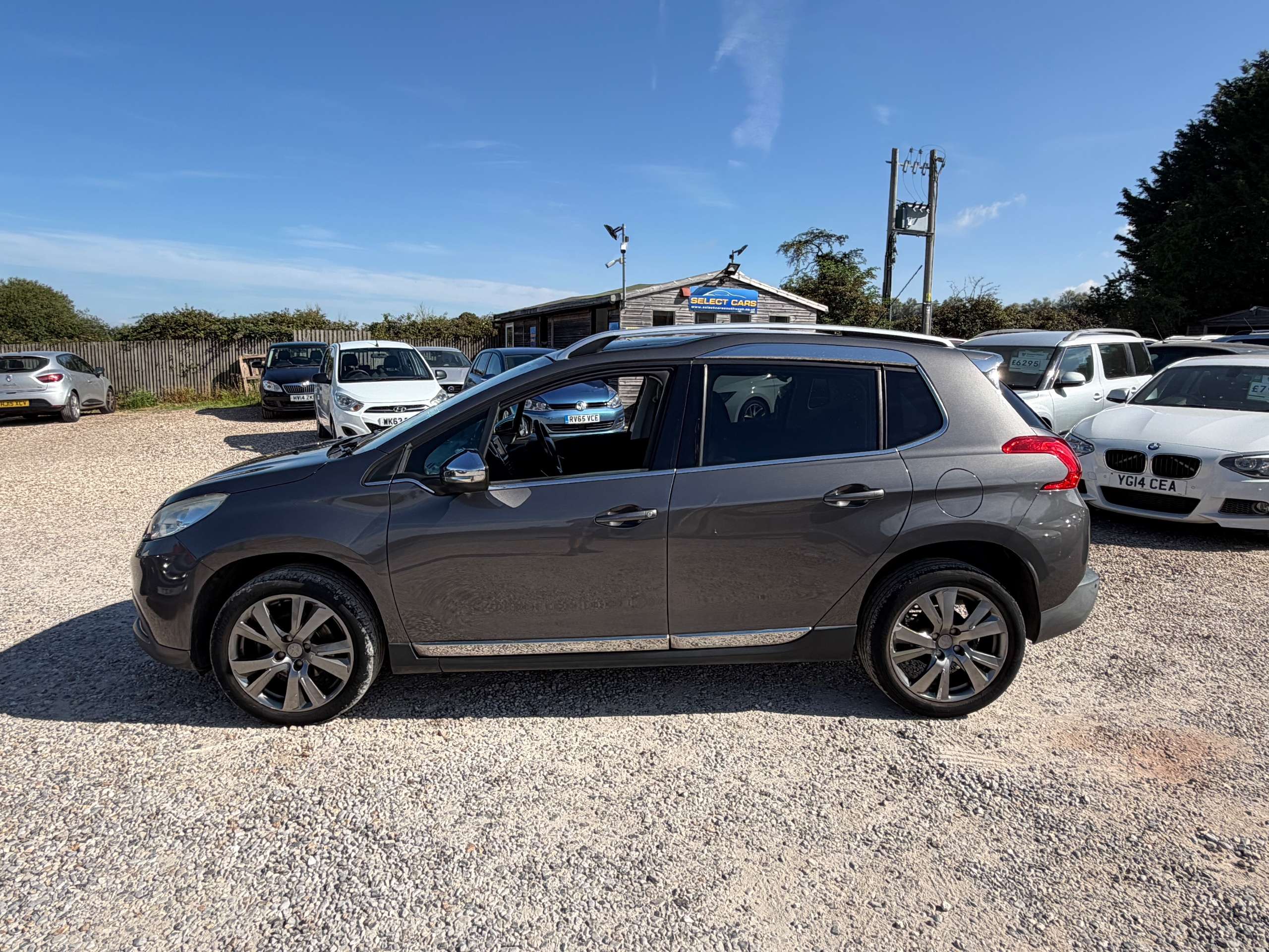 2014 PEUGEOT 2008 2014 PEUGEOT 2008