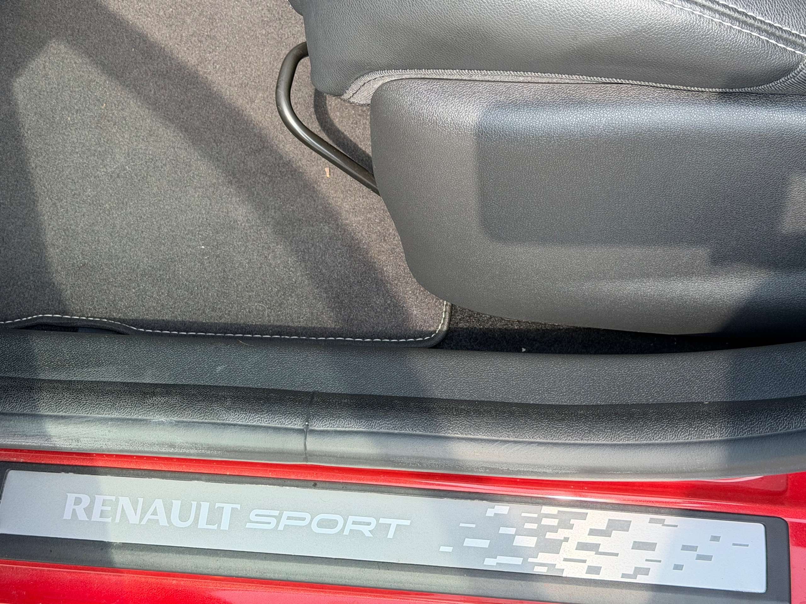 2016 RENAULT MEGANE 2016 RENAULT MEGANE
