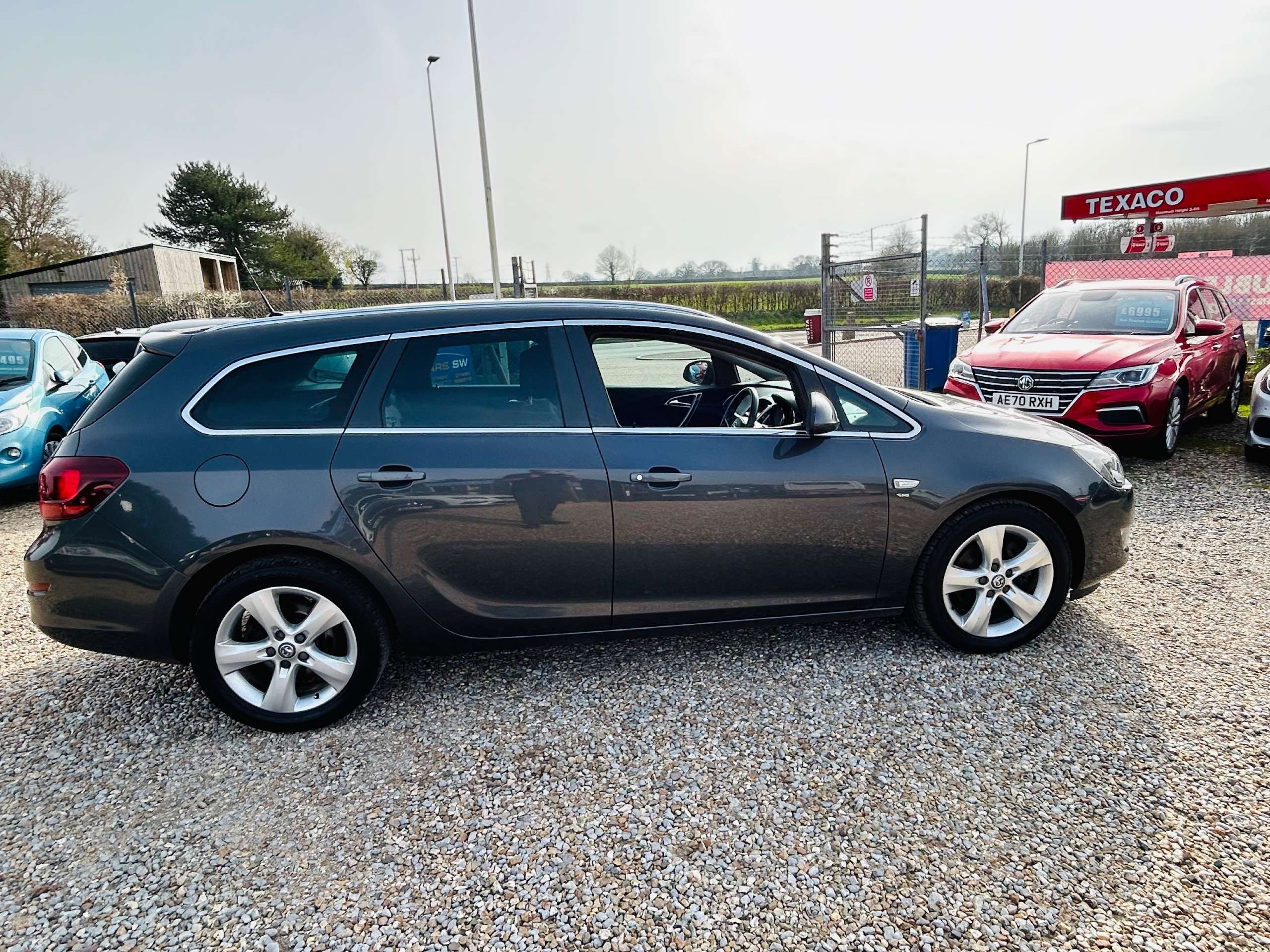 2011 VAUXHALL ASTRA 2011 VAUXHALL ASTRA