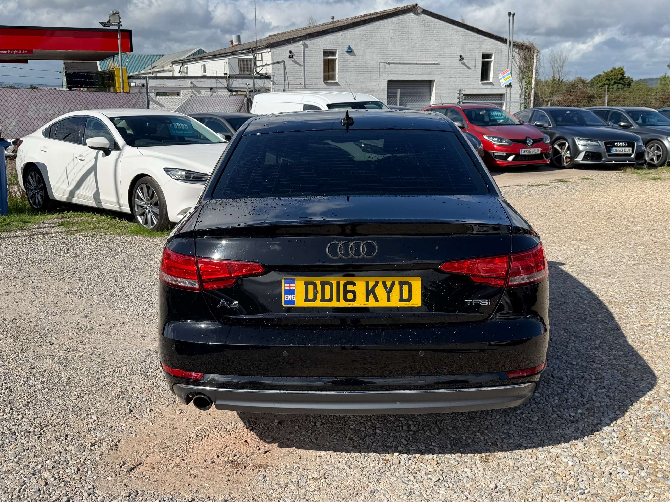 2016 AUDI A4 2016 AUDI A4