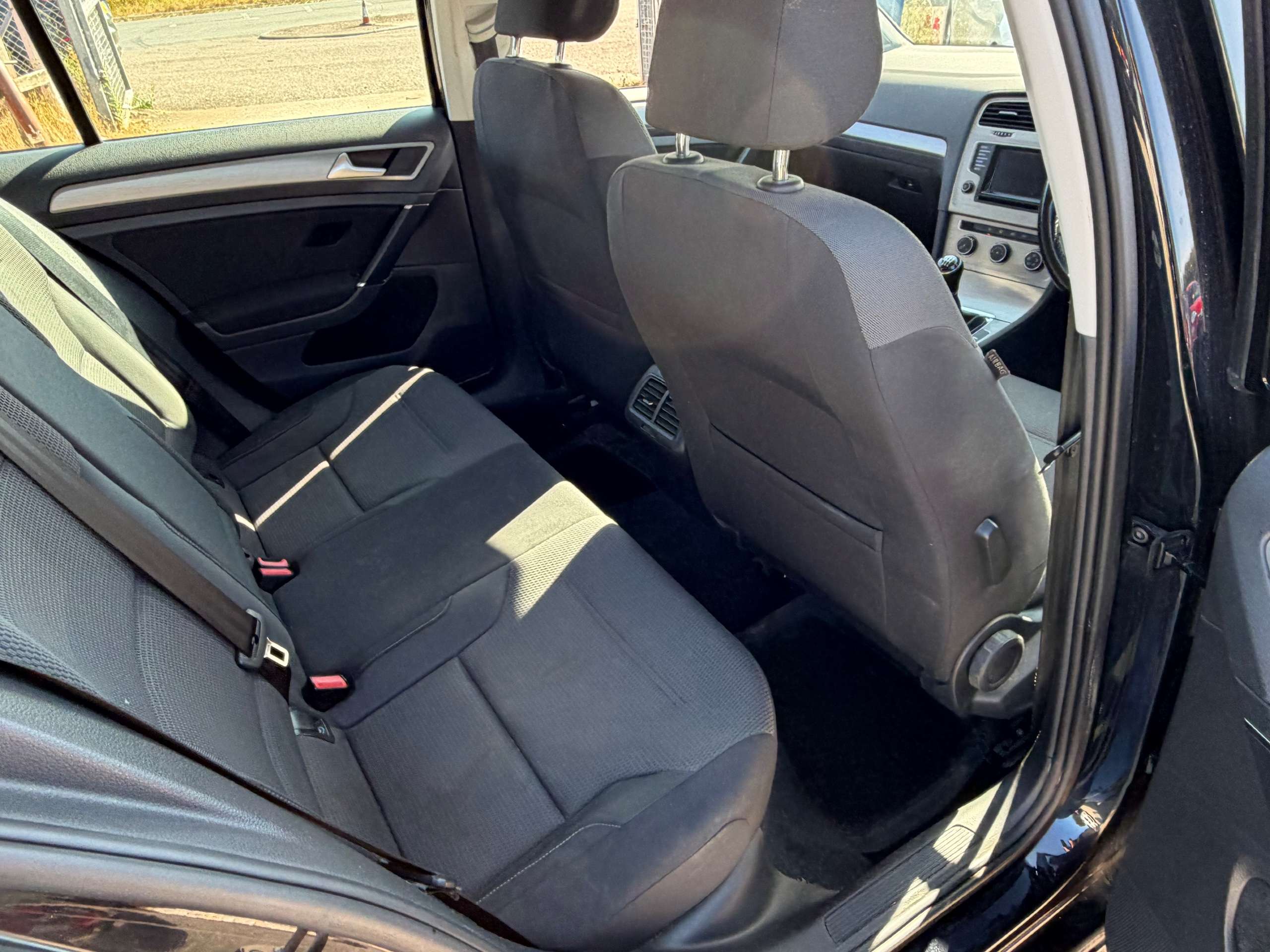 2015 VOLKSWAGEN GOLF 2015 VOLKSWAGEN GOLF