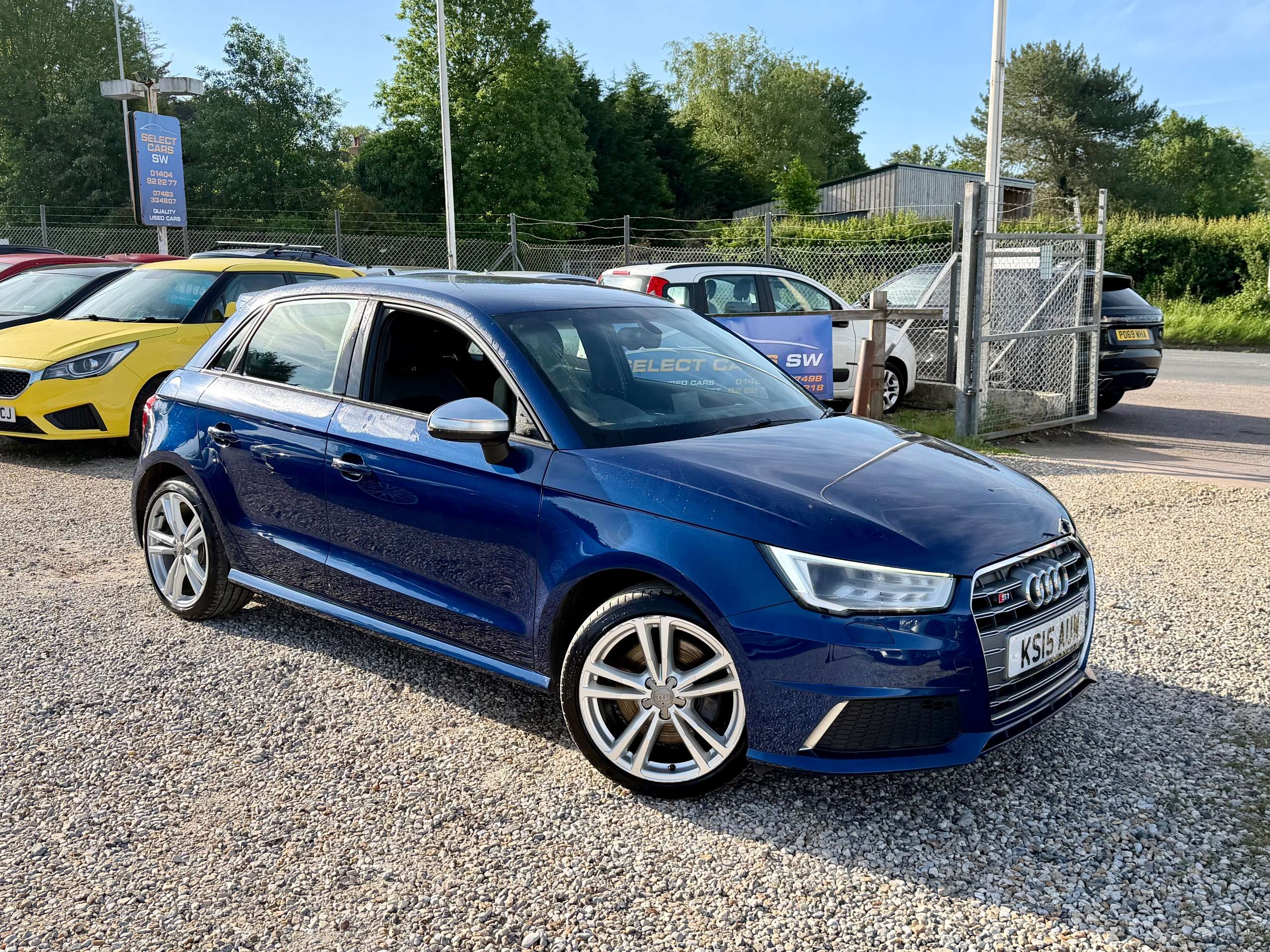 A 2015 AUDI S1 2.0 TFSI Sportback 5dr Petrol Manual quattro Euro 6 (s/s) (231 ps) A 2015 AUDI S1 2.0 TFSI Sportback 5dr Petrol Manual quattro Euro 6 (s/s) (231 ps)