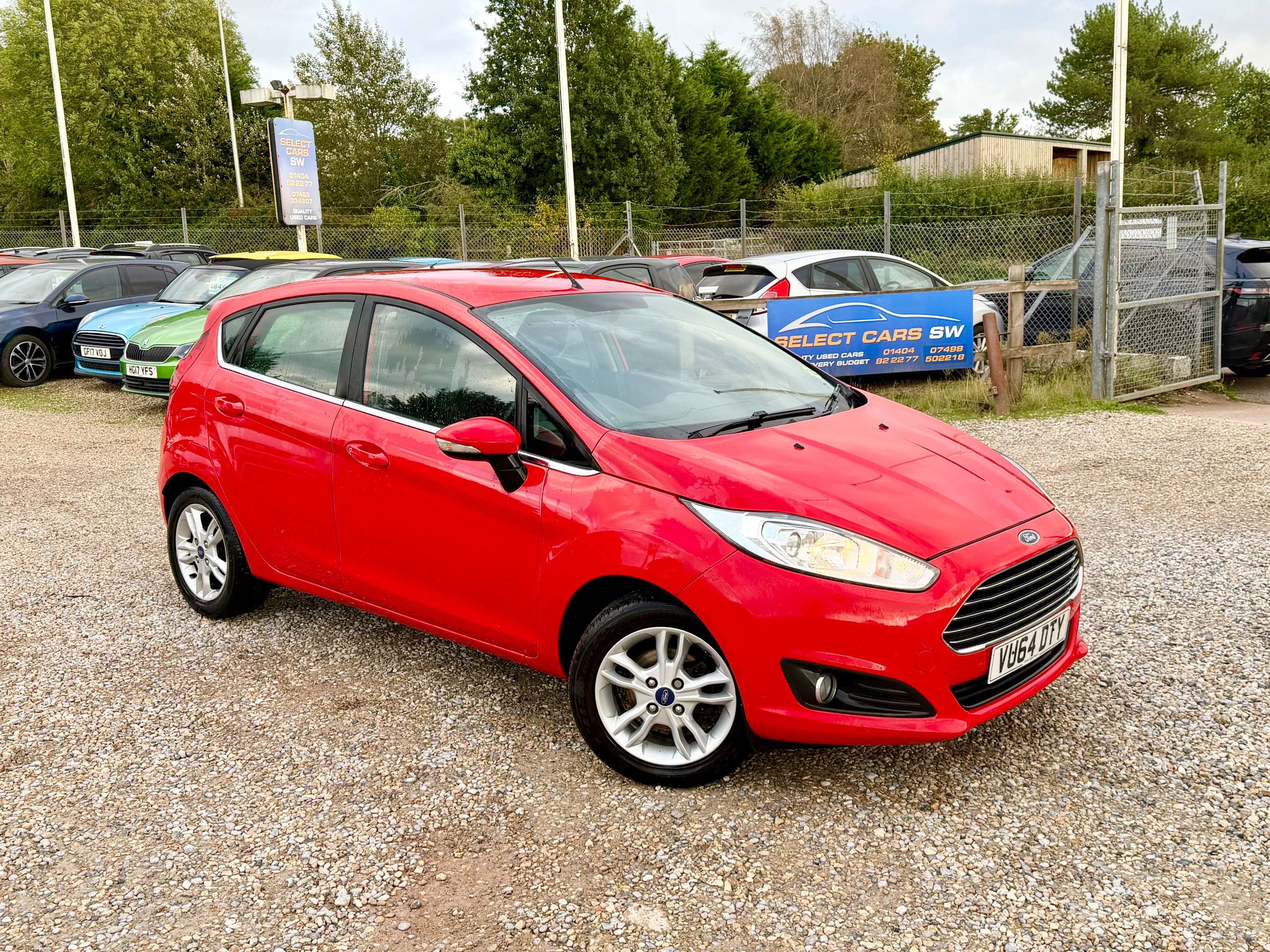 A 2014 FORD FIESTA 1.0T EcoBoost Zetec Hatchback 5dr Petrol Manual Euro 5 (s/s) (100 ps) A 2014 FORD FIESTA 1.0T EcoBoost Zetec Hatchback 5dr Petrol Manual Euro 5 (s/s) (100 ps)