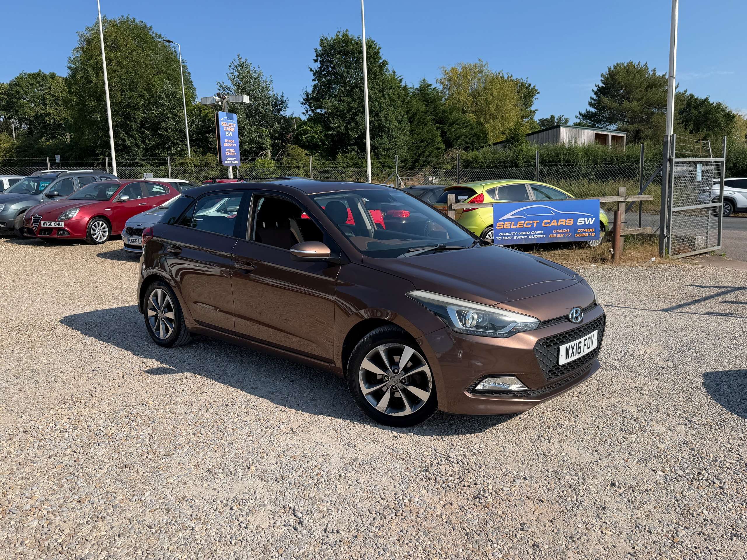 A 2016 HYUNDAI I20 1.4 SE Hatchback 5dr Petrol Auto Euro 6 (100 ps) A 2016 HYUNDAI I20 1.4 SE Hatchback 5dr Petrol Auto Euro 6 (100 ps)