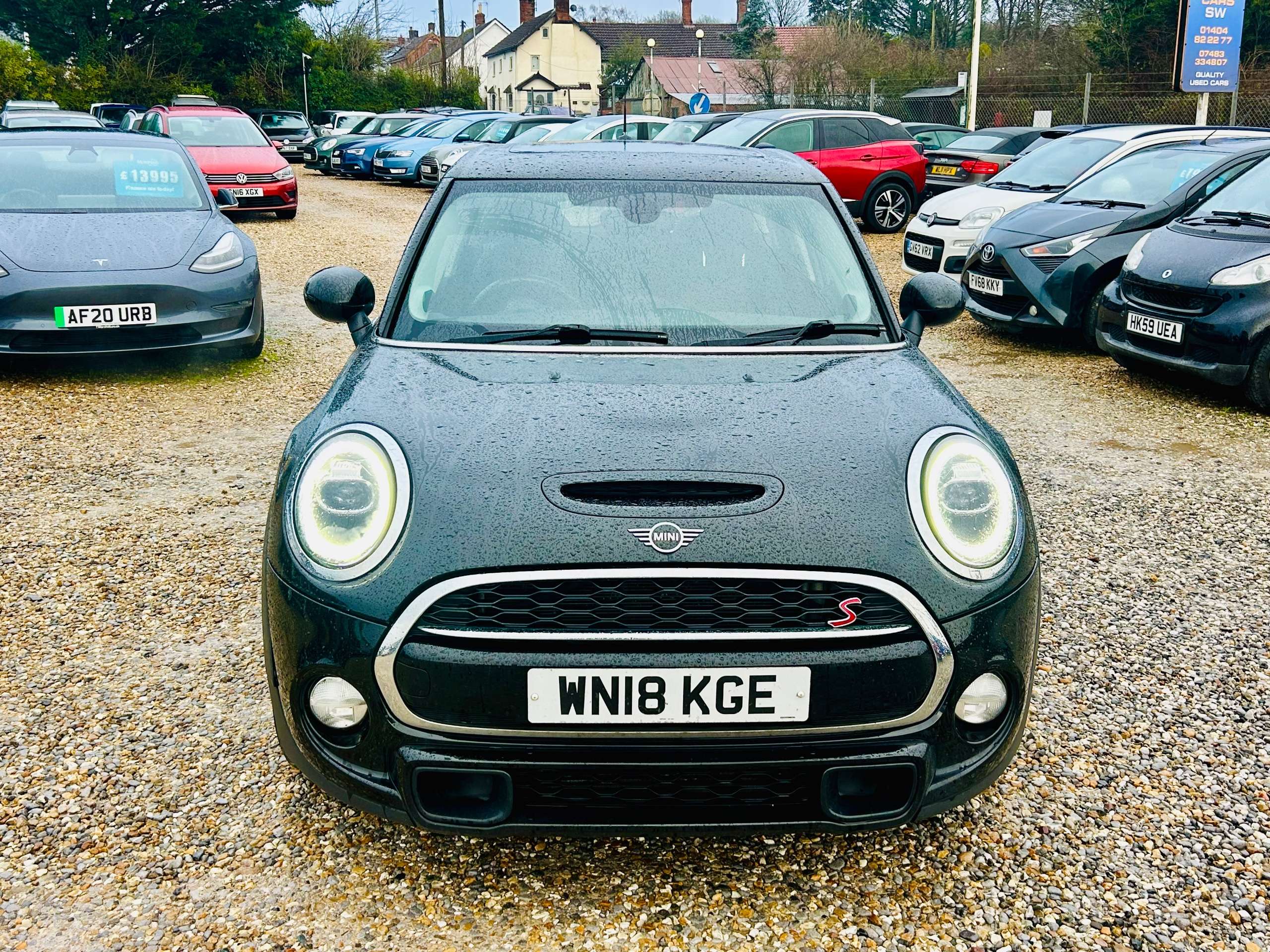 A 2018 MINI HATCH 2.0 Cooper S Hatchback 5dr Petrol Manual Euro 6 (s/s) (192 ps) A 2018 MINI HATCH 2.0 Cooper S Hatchback 5dr Petrol Manual Euro 6 (s/s) (192 ps)