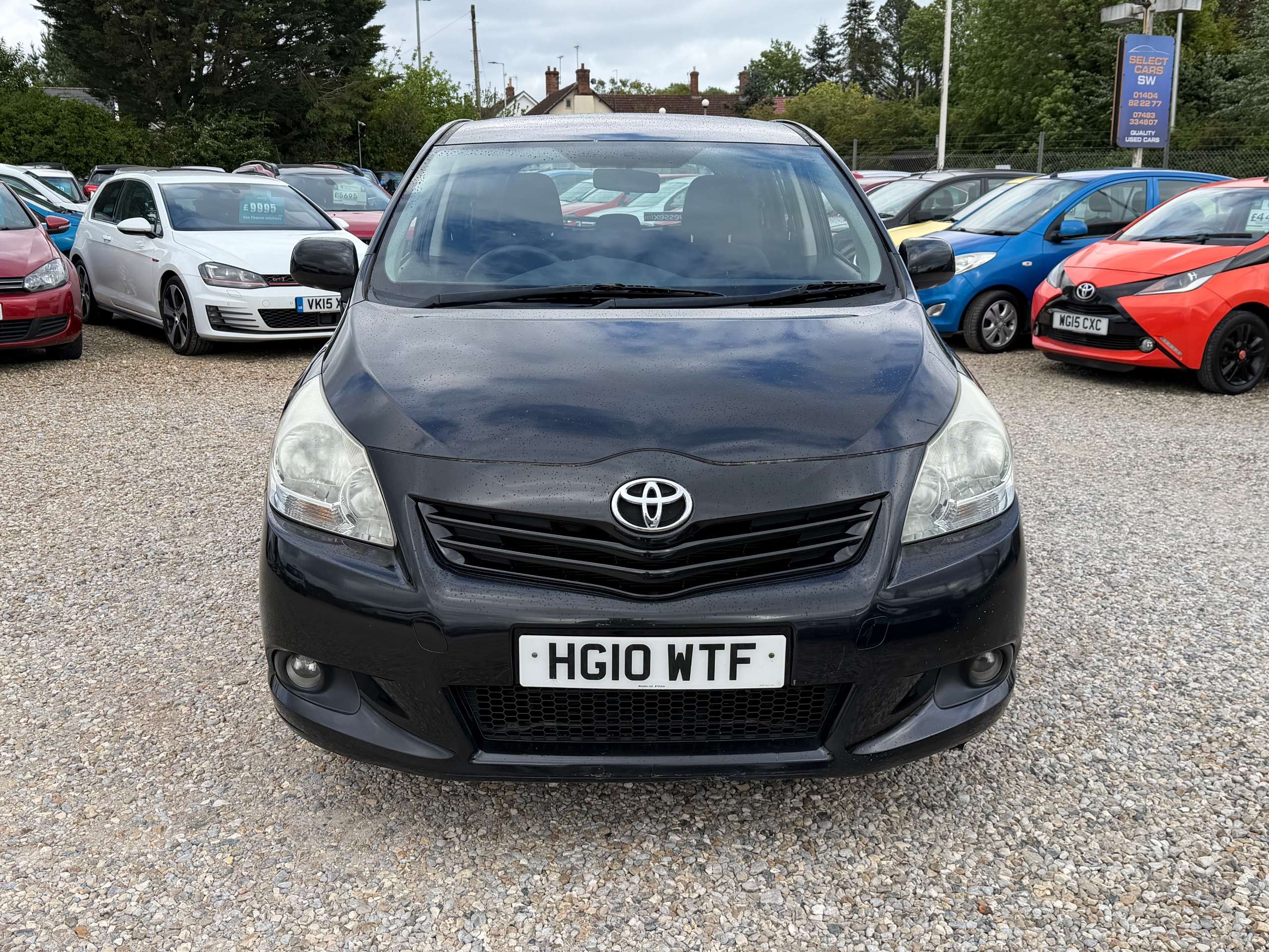 A 2010 TOYOTA VERSO 1.6 V-Matic TR MPV 5dr Petrol Manual Euro 4 (132 ps) A 2010 TOYOTA VERSO 1.6 V-Matic TR MPV 5dr Petrol Manual Euro 4 (132 ps)