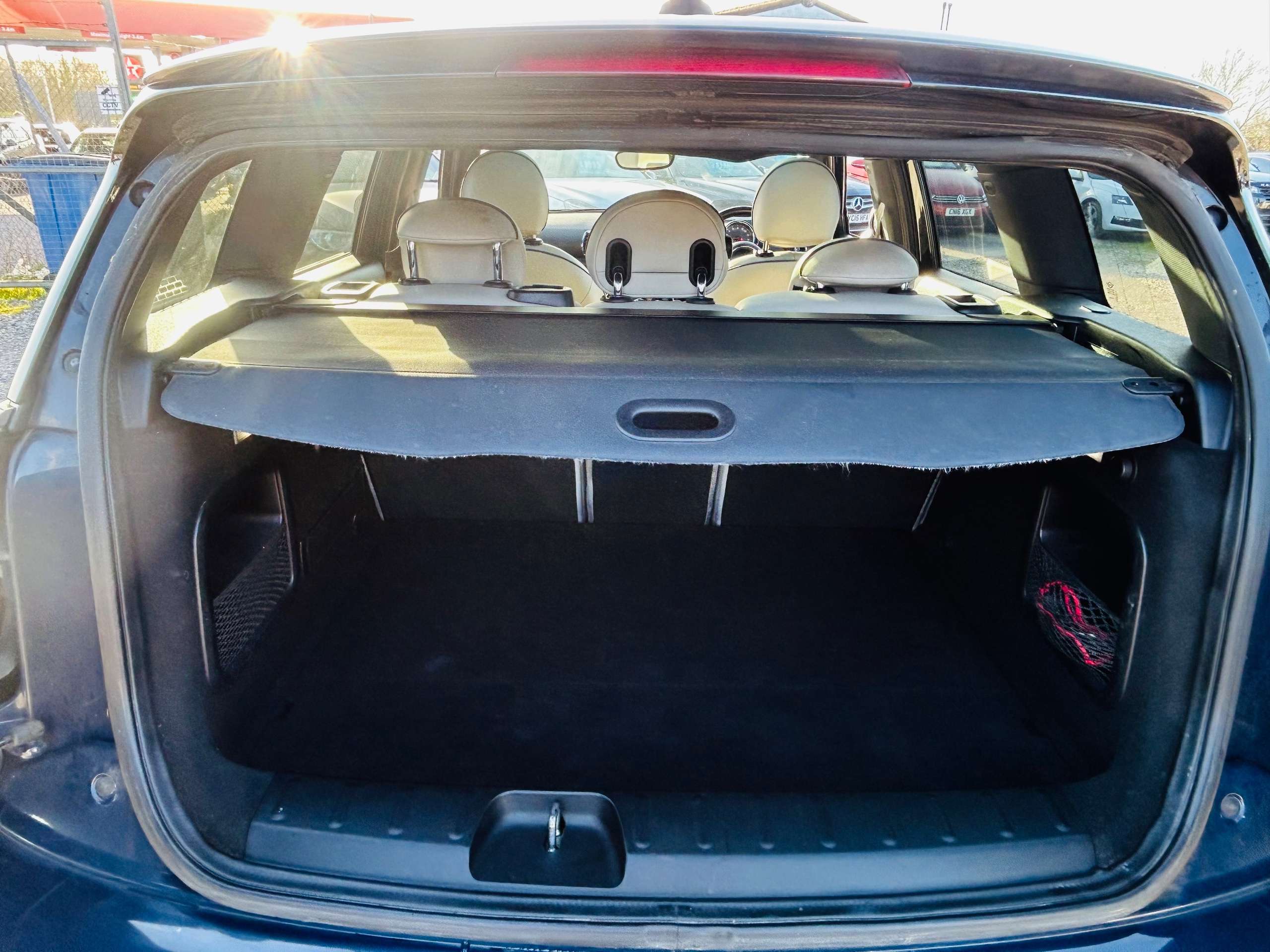 2016 MINI CLUBMAN 2016 MINI CLUBMAN