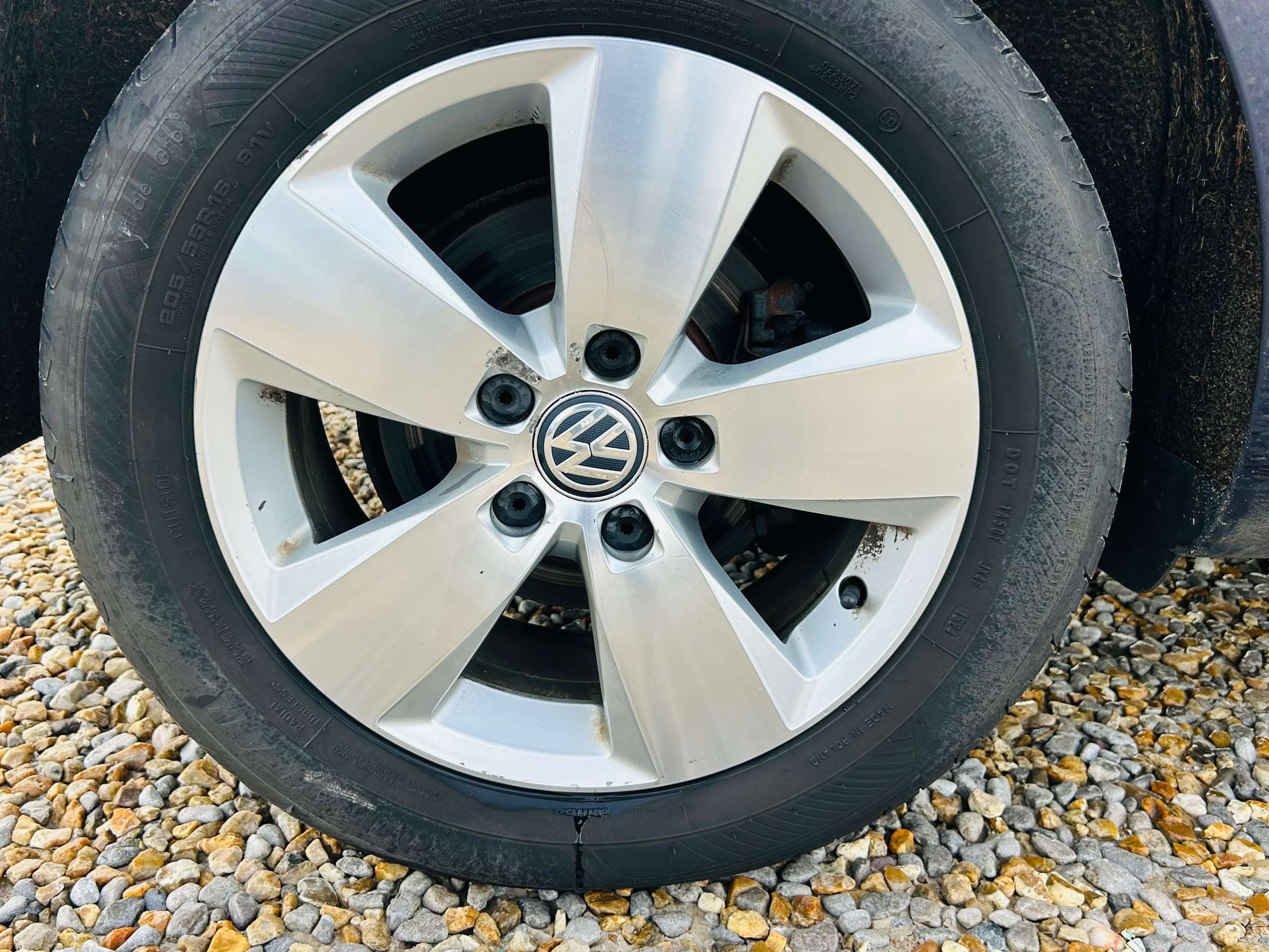 A 2014 VOLKSWAGEN GOLF 1.4 TSI BlueMotion Tech SE Hatchback 5dr Petrol Manual Euro 5 (s/s) (122 ps) A 2014 VOLKSWAGEN GOLF 1.4 TSI BlueMotion Tech SE Hatchback 5dr Petrol Manual Euro 5 (s/s) (122 ps)