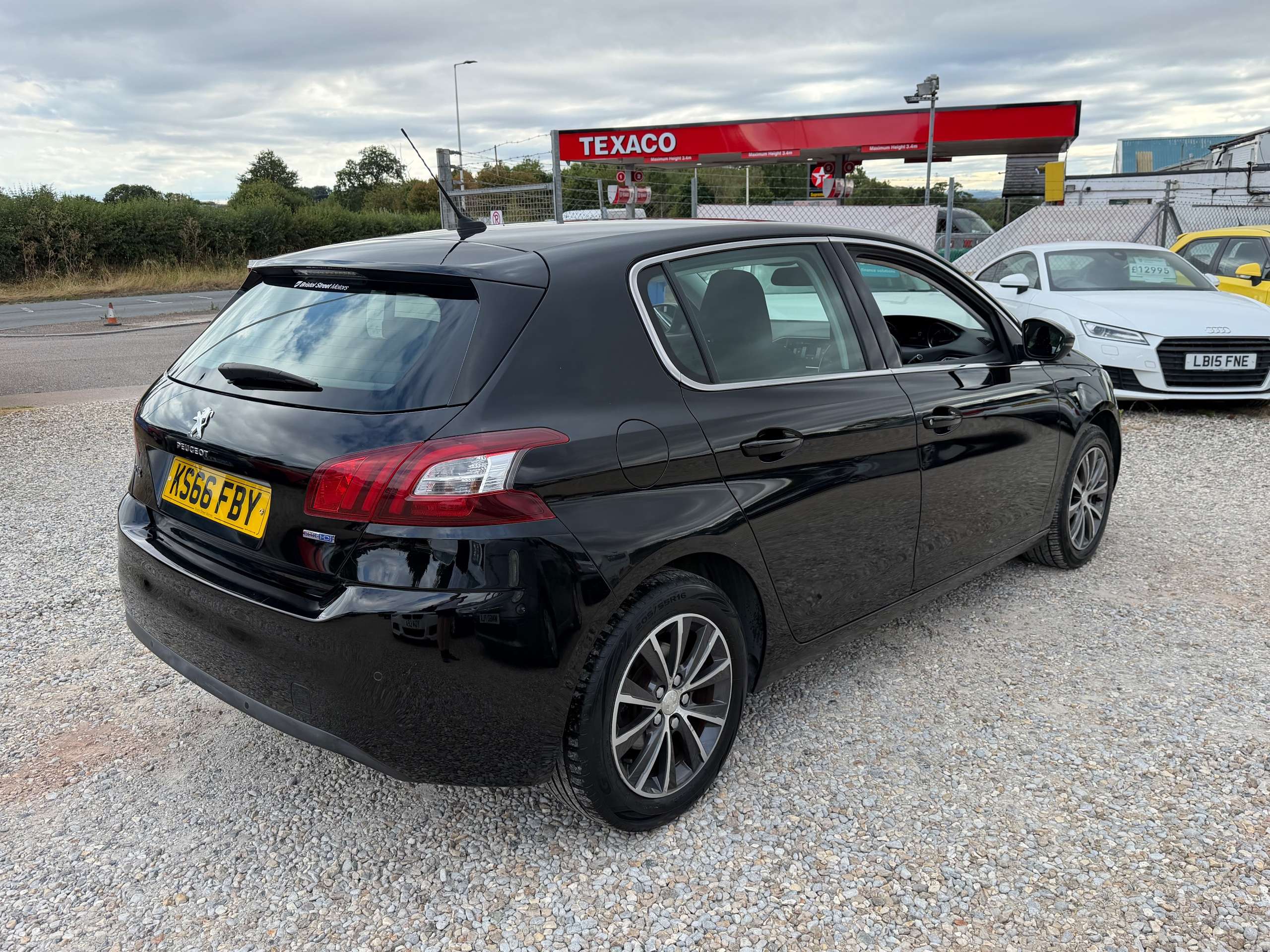 2016 PEUGEOT 308 2016 PEUGEOT 308