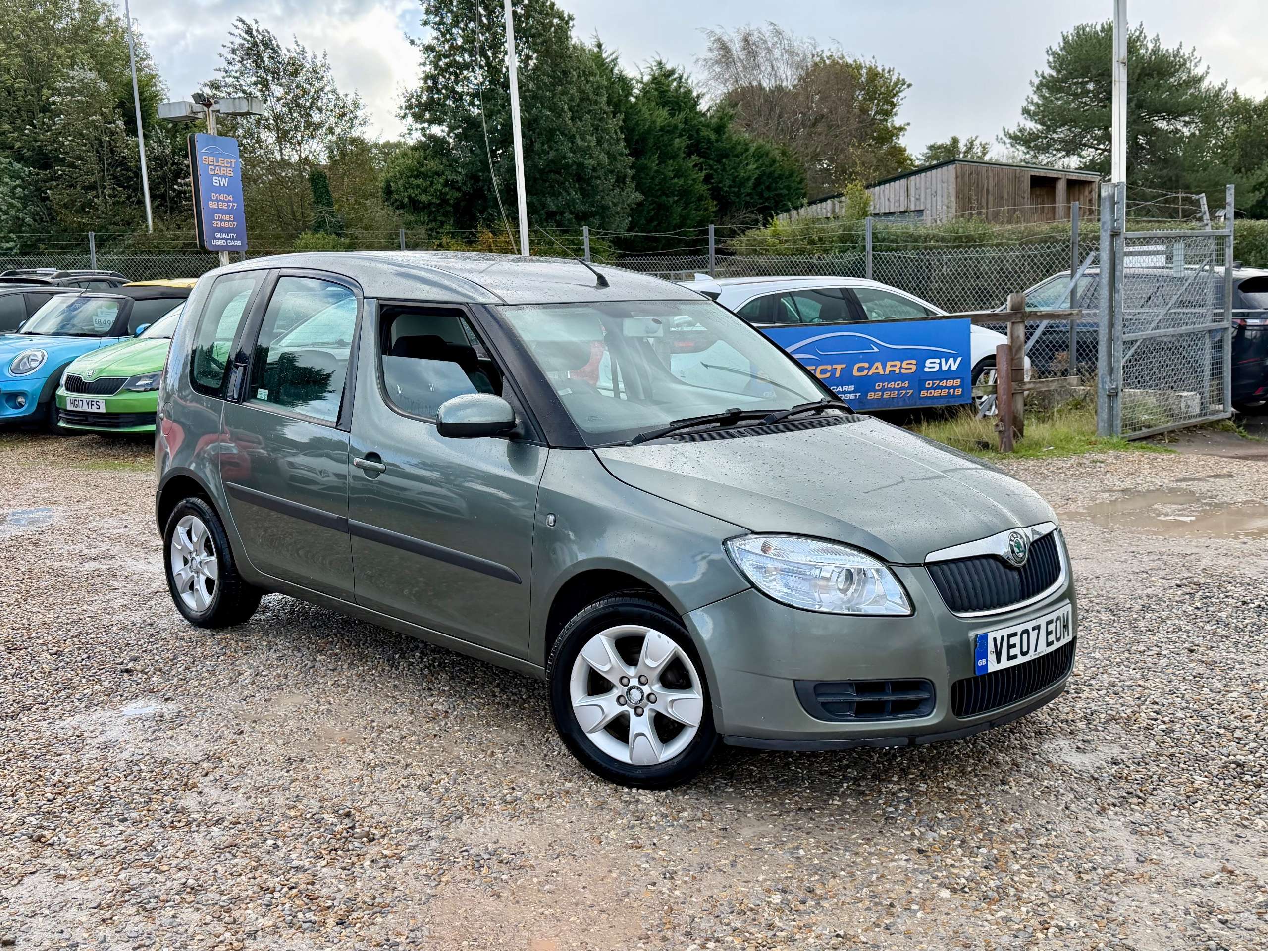 A 2007 SKODA ROOMSTER 1.4 16V 2 MPV 5dr Petrol Manual (162 g/km, 85 bhp) A 2007 SKODA ROOMSTER 1.4 16V 2 MPV 5dr Petrol Manual (162 g/km, 85 bhp)