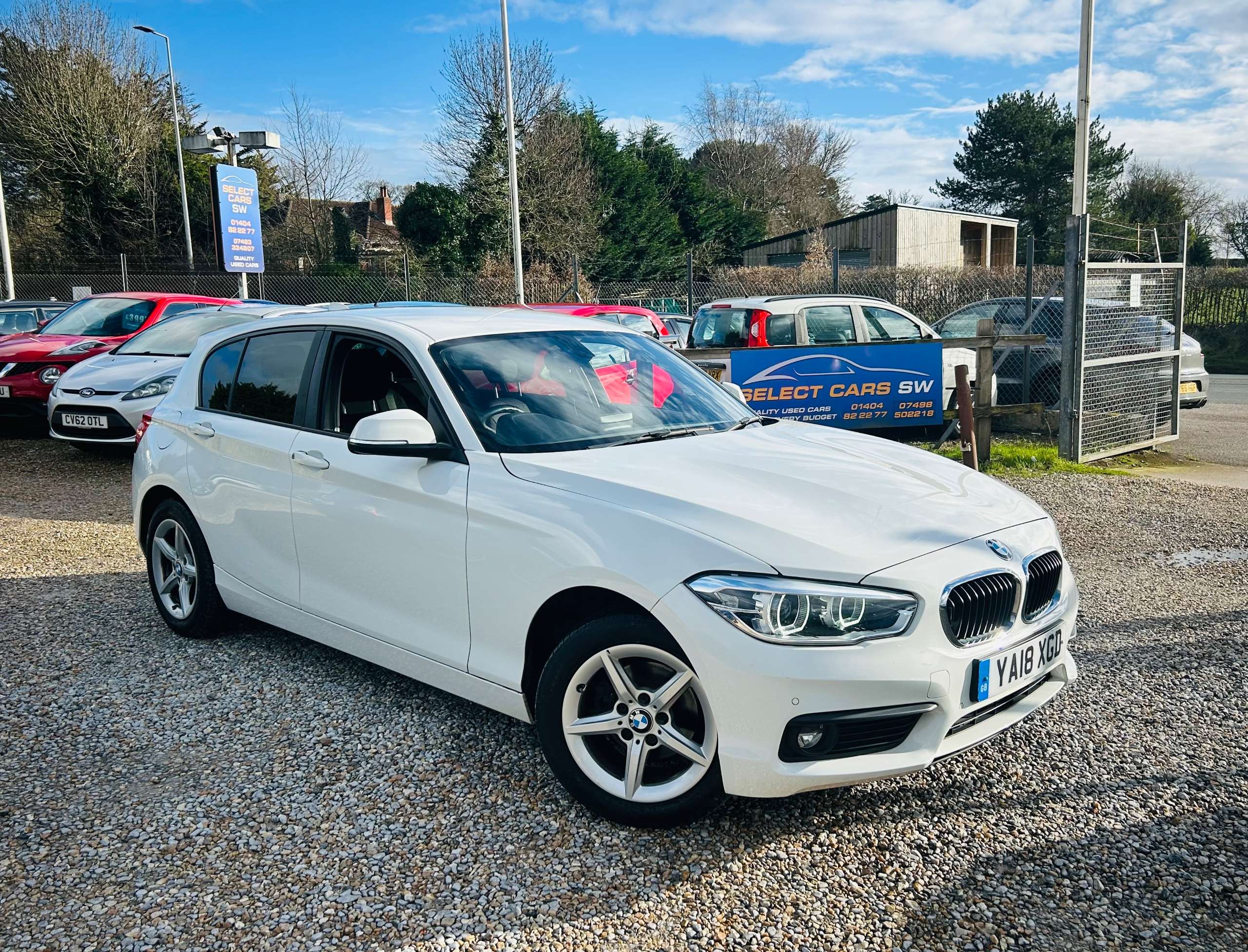 A 2018 BMW 1 SERIES 1.5 116d SE Business Hatchback 5dr Diesel Manual Euro 6 (s/s) (116 ps) A 2018 BMW 1 SERIES 1.5 116d SE Business Hatchback 5dr Diesel Manual Euro 6 (s/s) (116 ps)