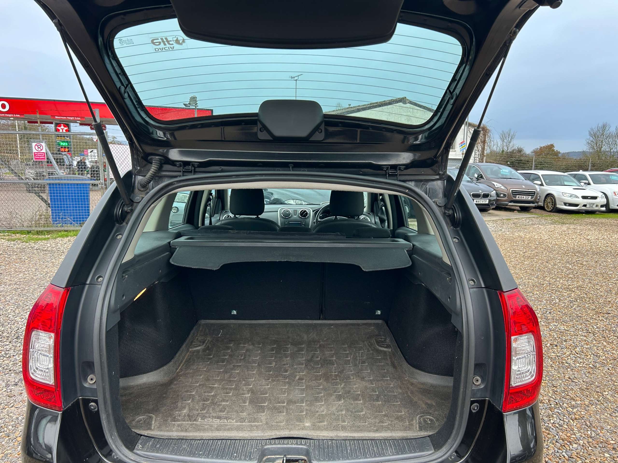 2016 DACIA LOGAN 2016 DACIA LOGAN