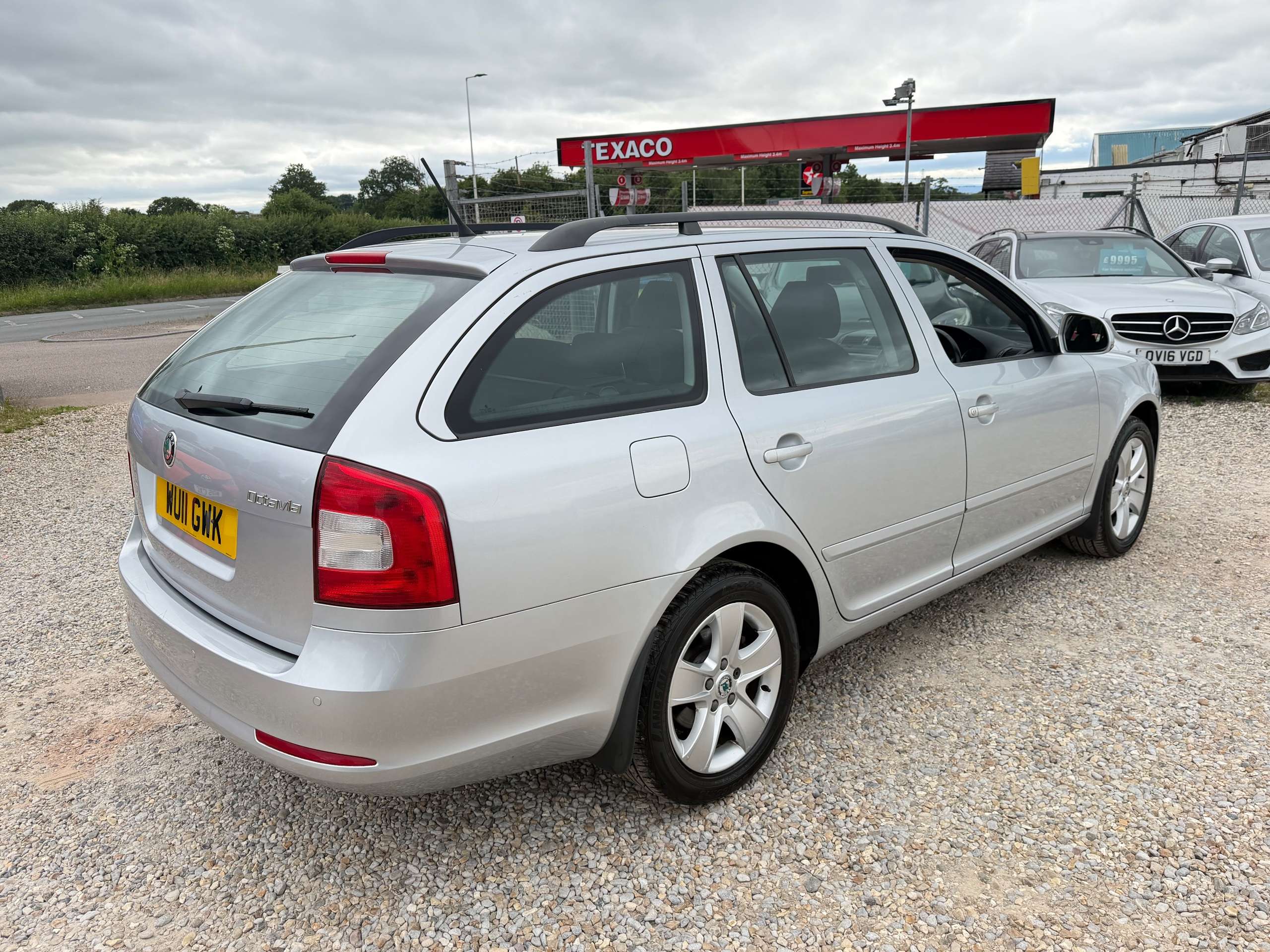 2011 SKODA OCTAVIA 2011 SKODA OCTAVIA
