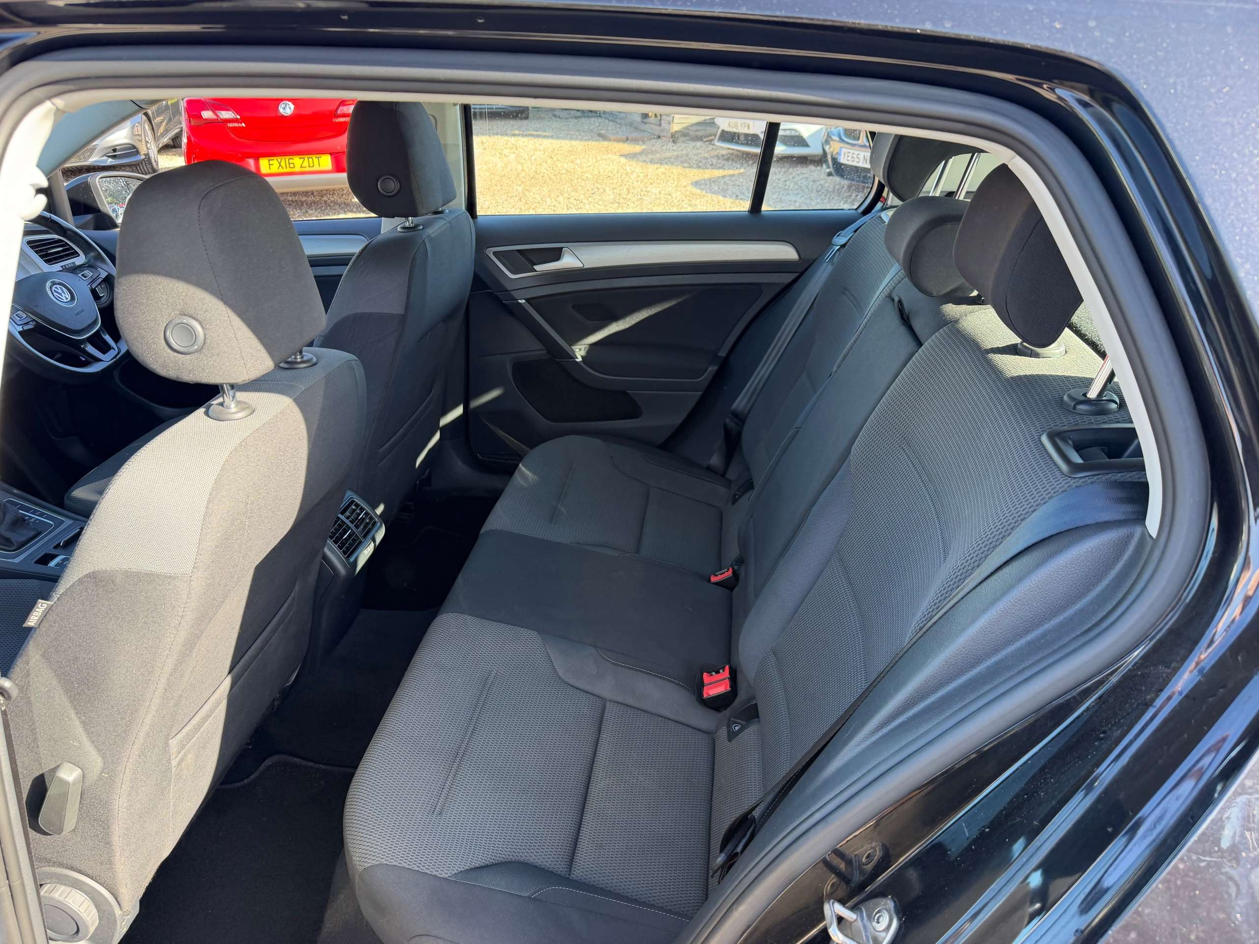 2016 VOLKSWAGEN GOLF 2016 VOLKSWAGEN GOLF