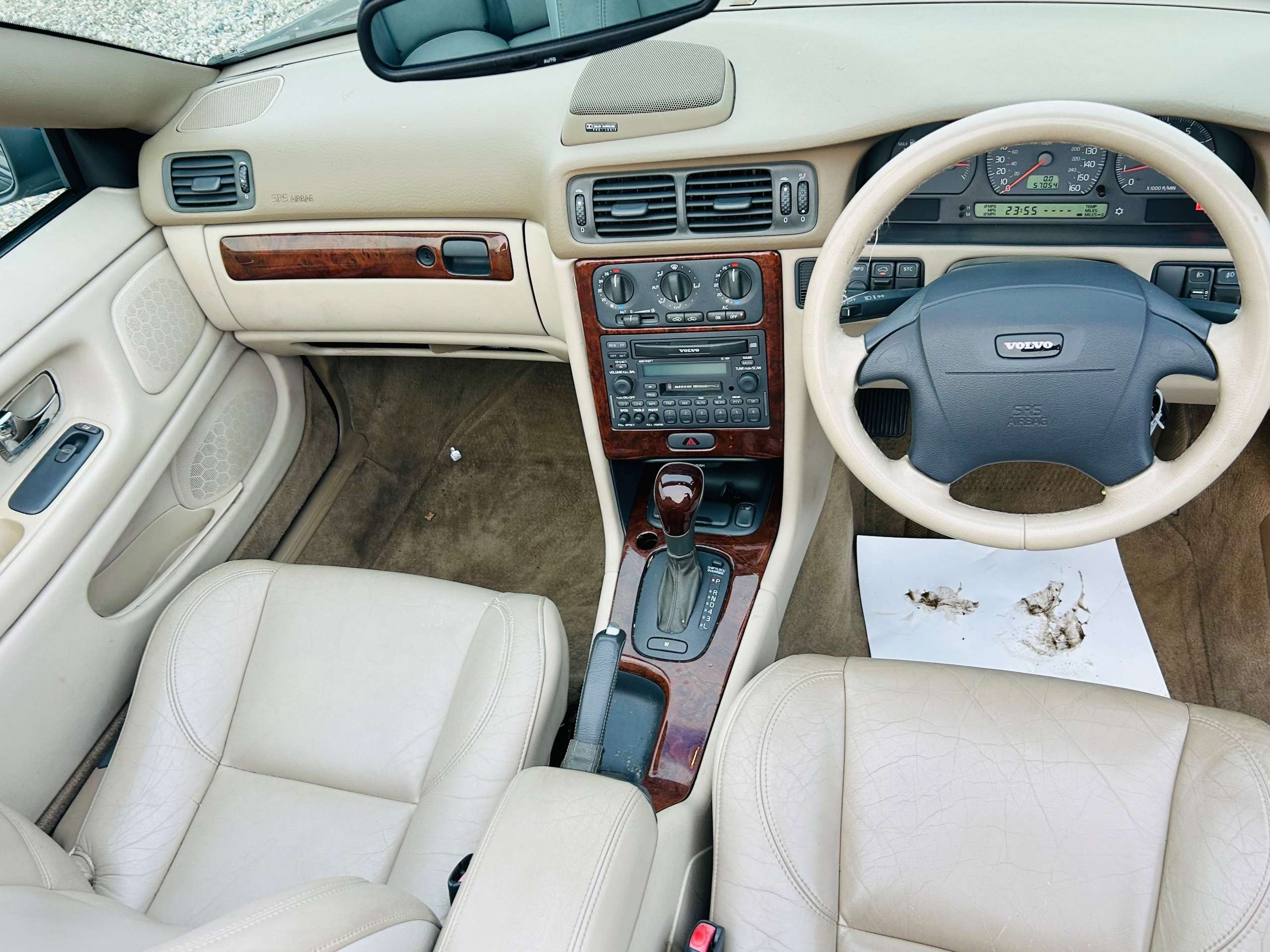 2005 VOLVO C70 2005 VOLVO C70