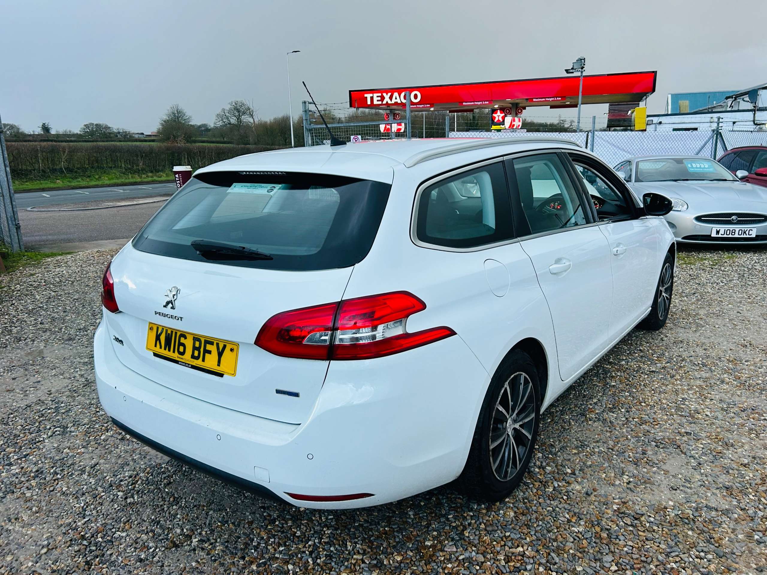 2016 PEUGEOT 308 SW 2016 PEUGEOT 308 SW