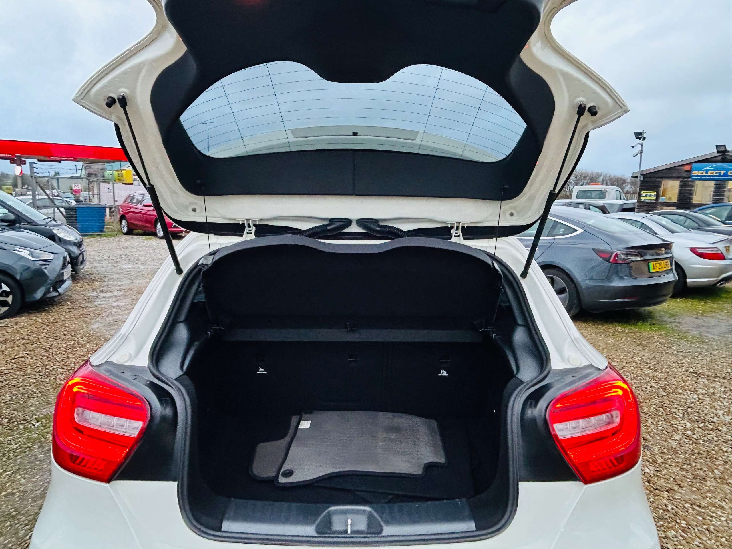 2015 MERCEDES-BENZ A CLASS 2015 MERCEDES-BENZ A CLASS