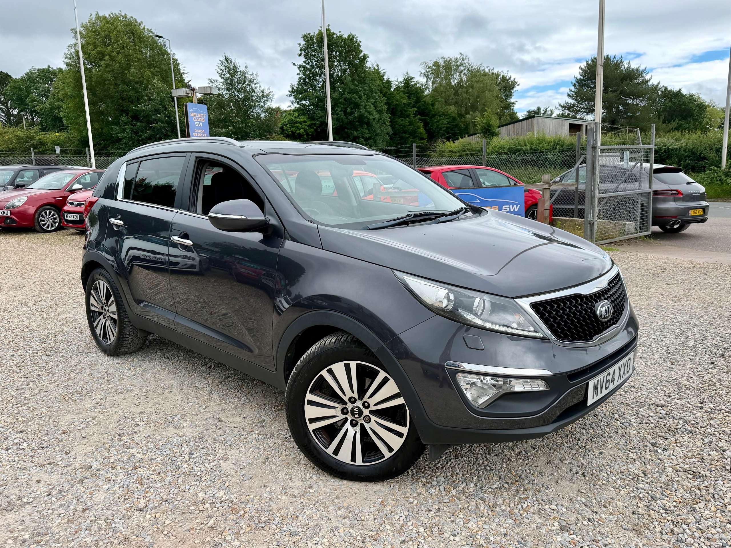 A 2014 KIA SPORTAGE 1.7 CRDi EcoDynamics 3 SUV 5dr Diesel Manual 2WD Euro 5 (s/s) (114 bhp) A 2014 KIA SPORTAGE 1.7 CRDi EcoDynamics 3 SUV 5dr Diesel Manual 2WD Euro 5 (s/s) (114 bhp)