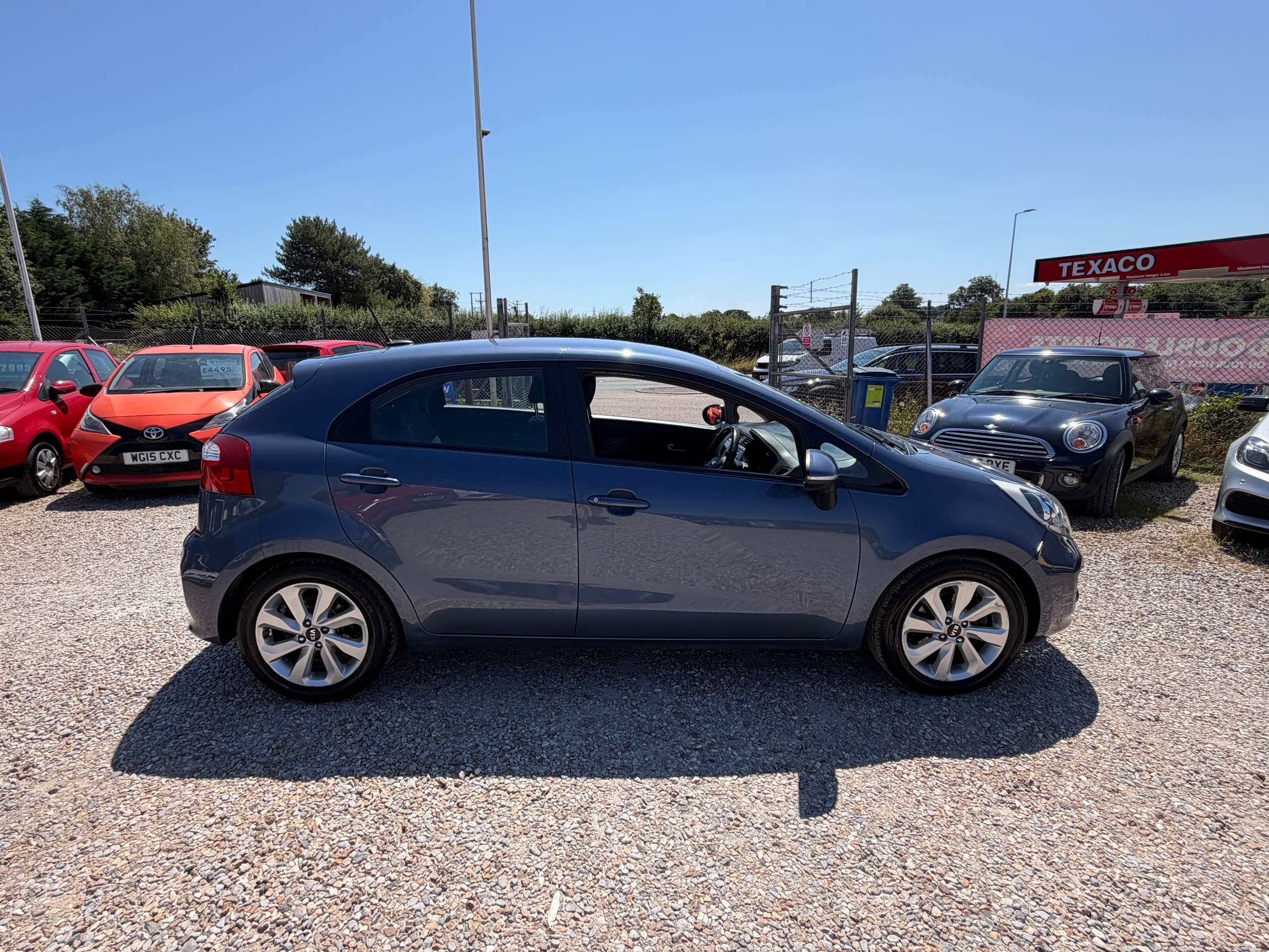 2016 KIA RIO 2016 KIA RIO