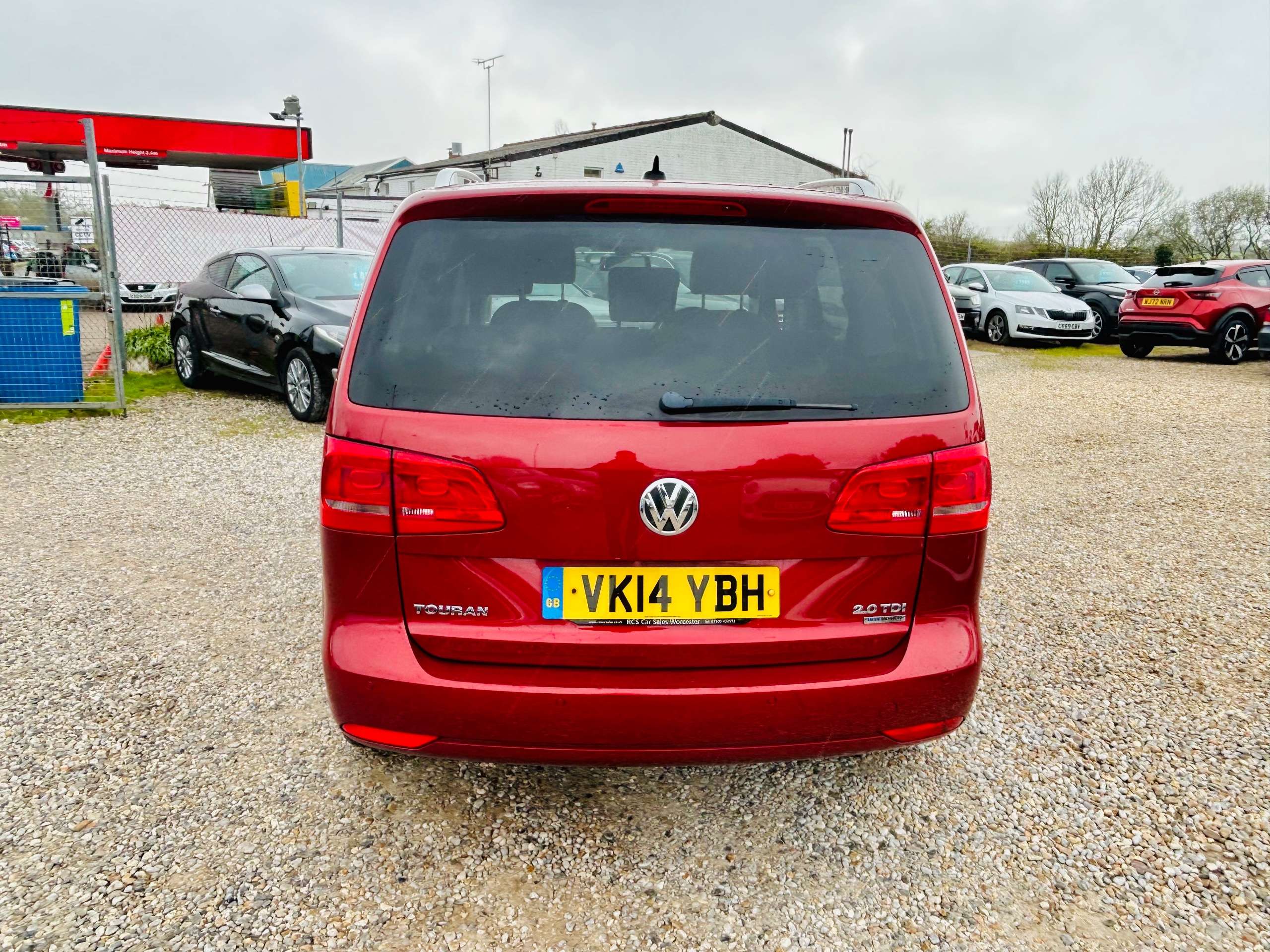 2014 VOLKSWAGEN TOURAN 2014 VOLKSWAGEN TOURAN