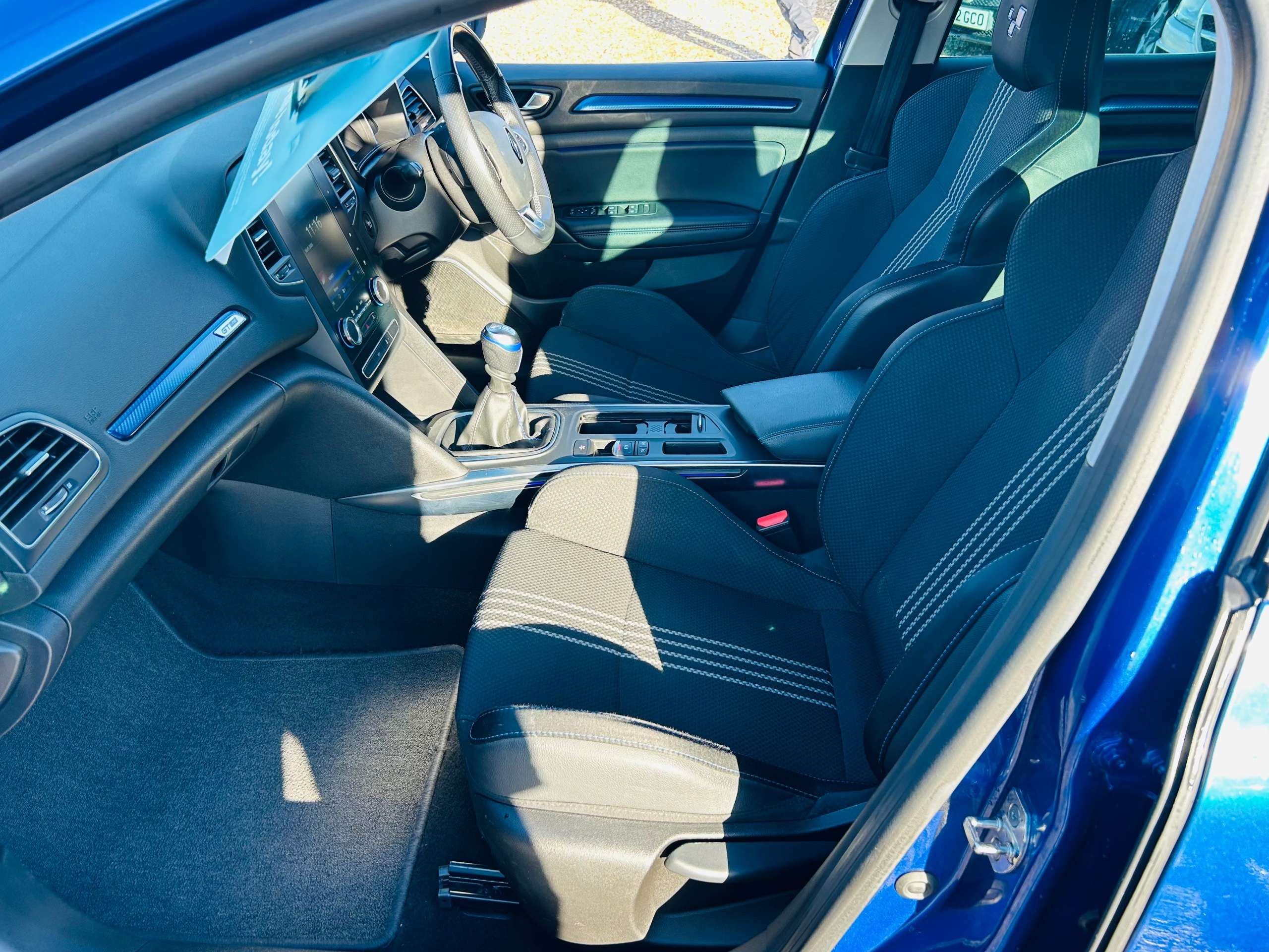 2019 RENAULT MEGANE 2019 RENAULT MEGANE