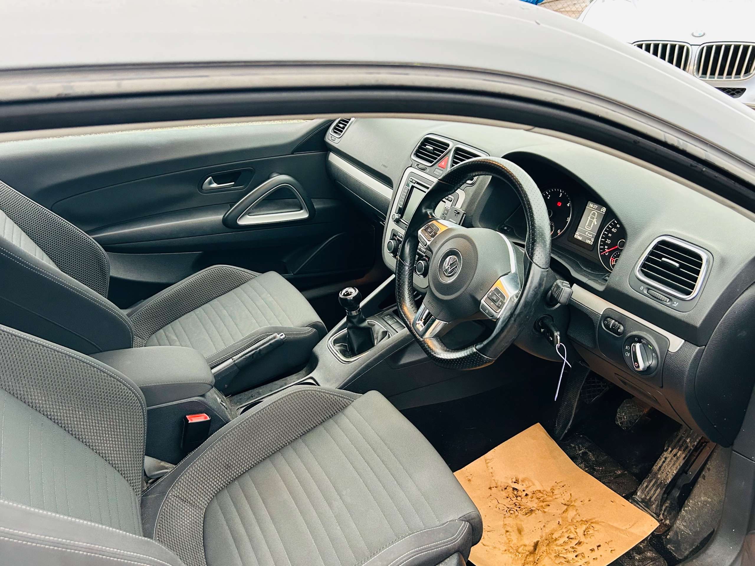 2011 VOLKSWAGEN SCIROCCO 2011 VOLKSWAGEN SCIROCCO