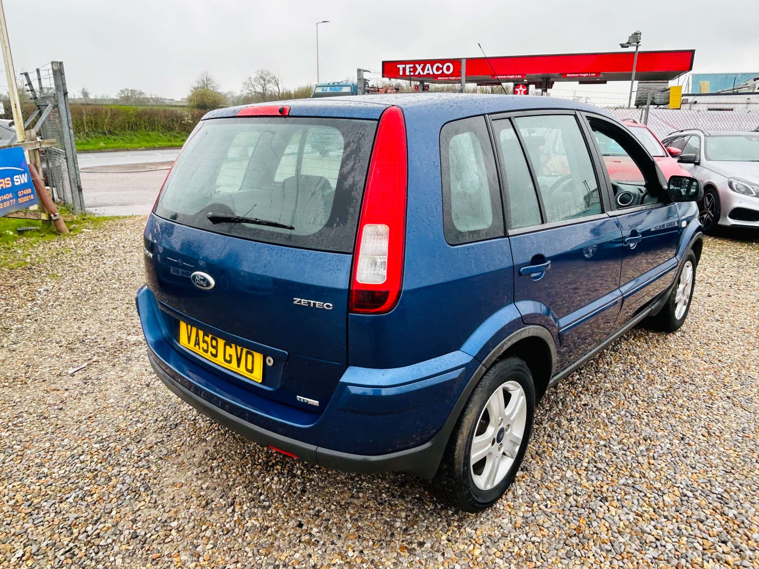 2010 FORD FUSION 2010 FORD FUSION